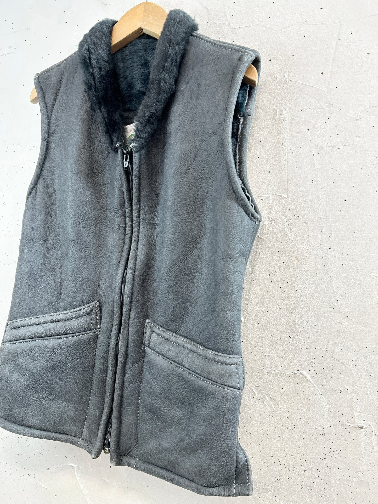 Vintage Leather Vest [B31516]