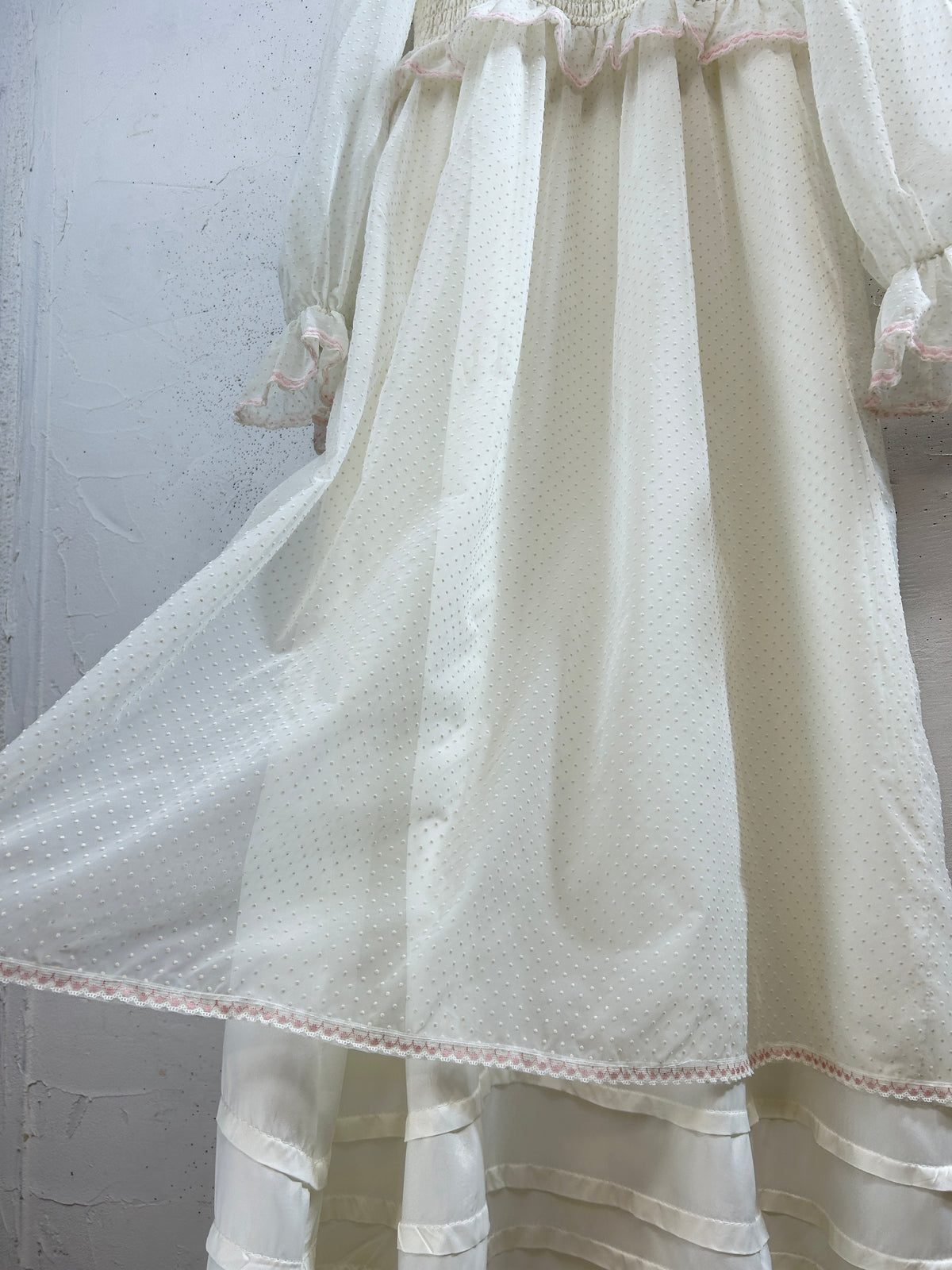 Vintage White Dress [J34079]