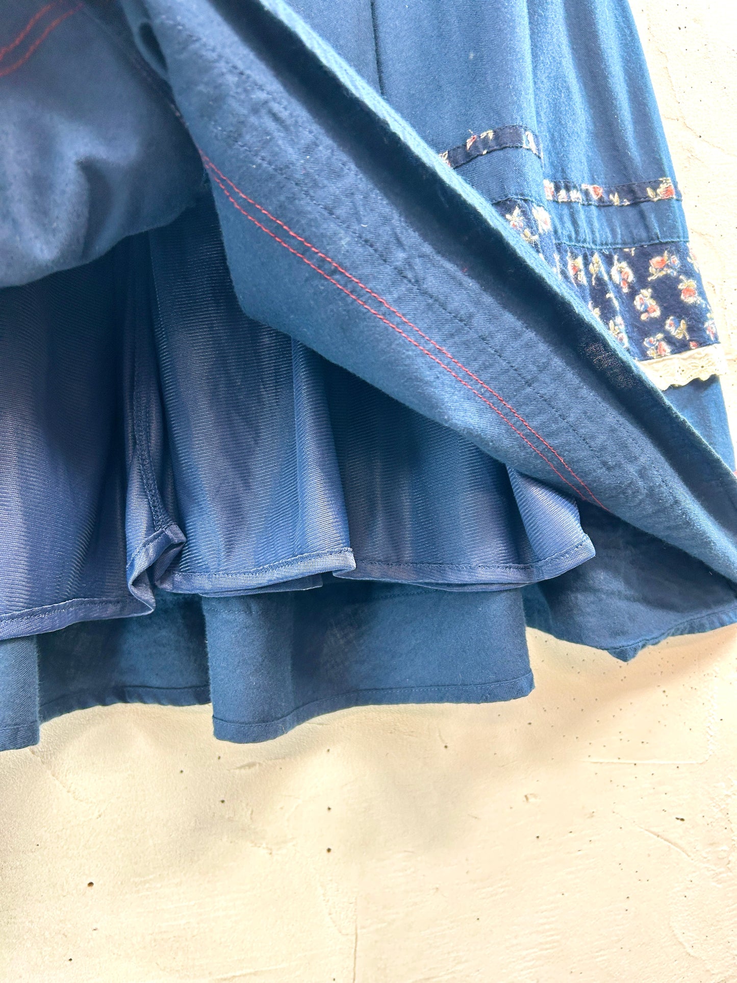 Vintage  Flower  Lace Skirt [L30996]