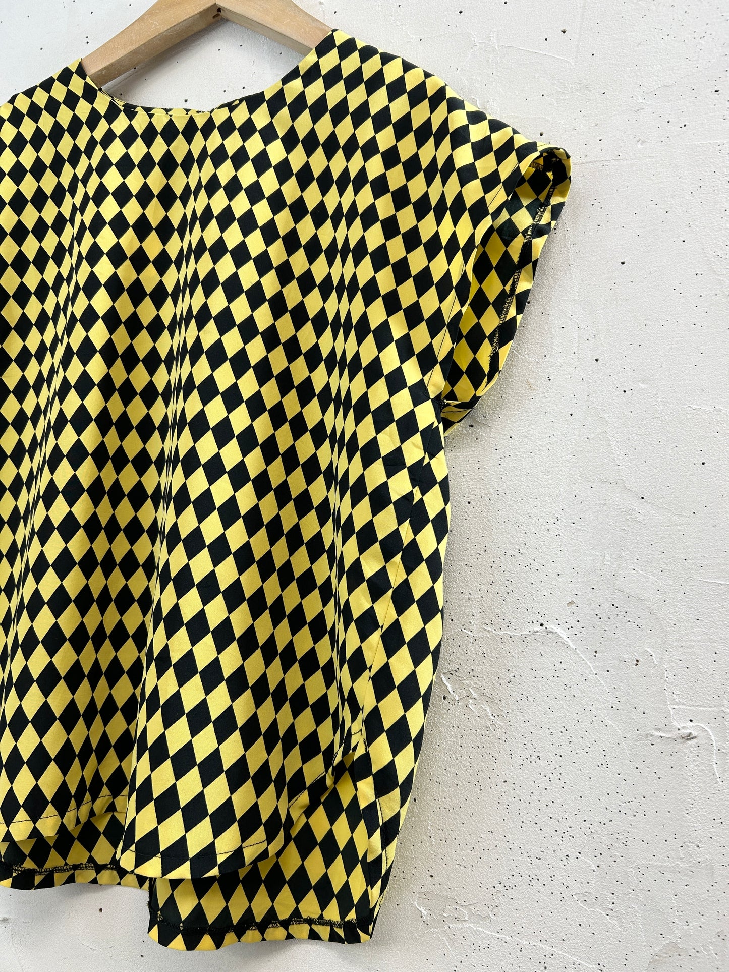 Vintage Tops [E32480]