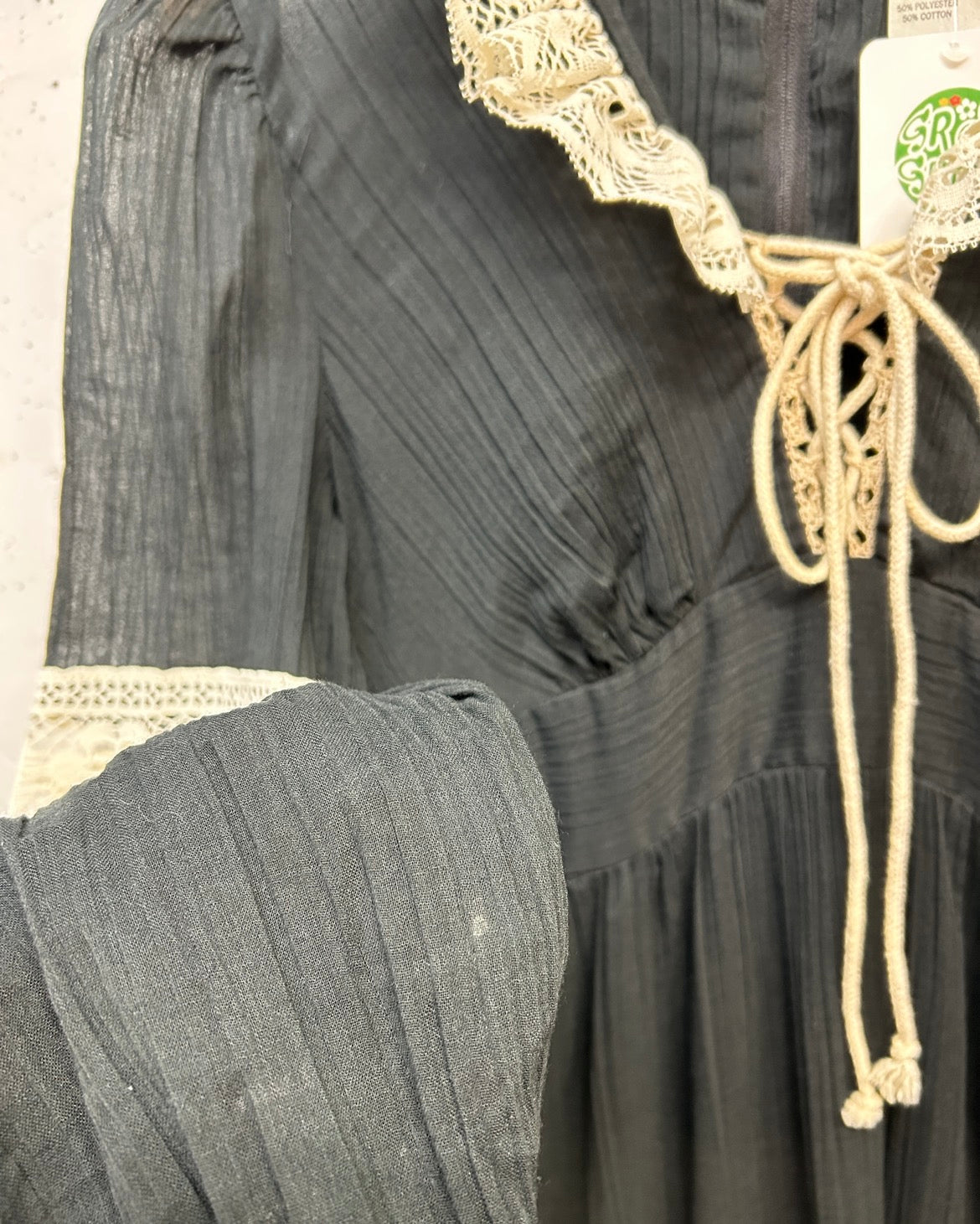 '70s Vintage Dress [D32115]