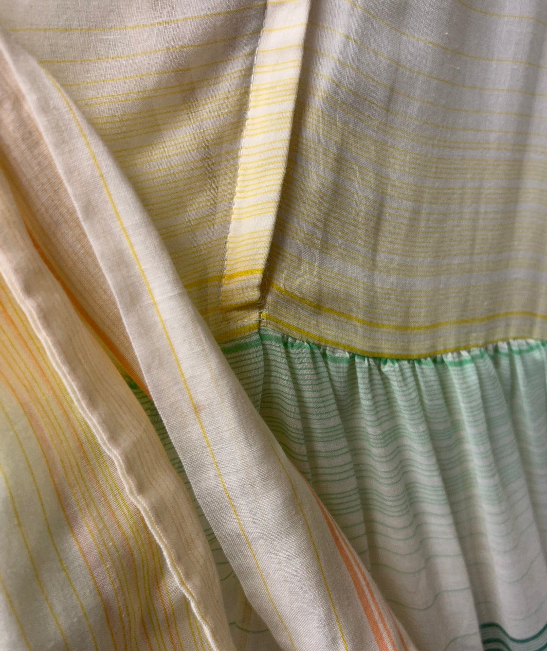 '70s Vintage Dress [D32051]