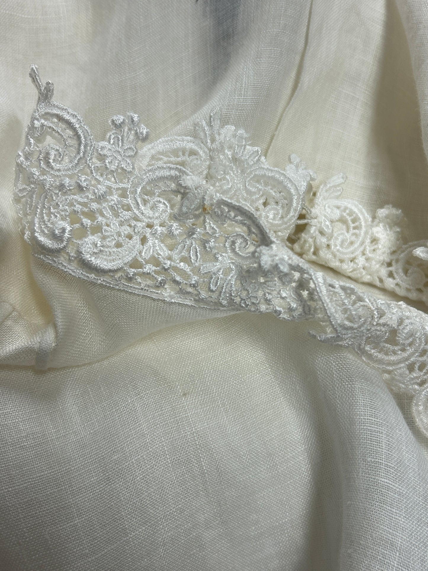 Vintage White Blouse [C31821]