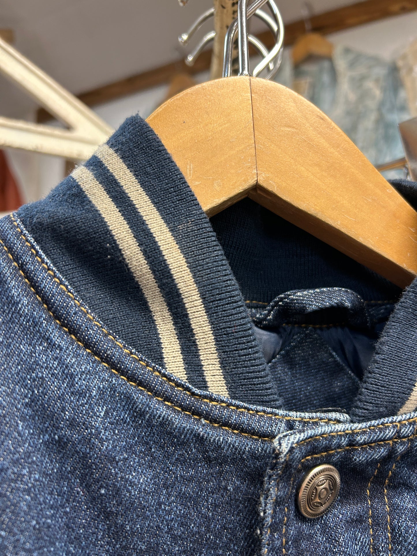 Vintage Denim Jacket [B31594]