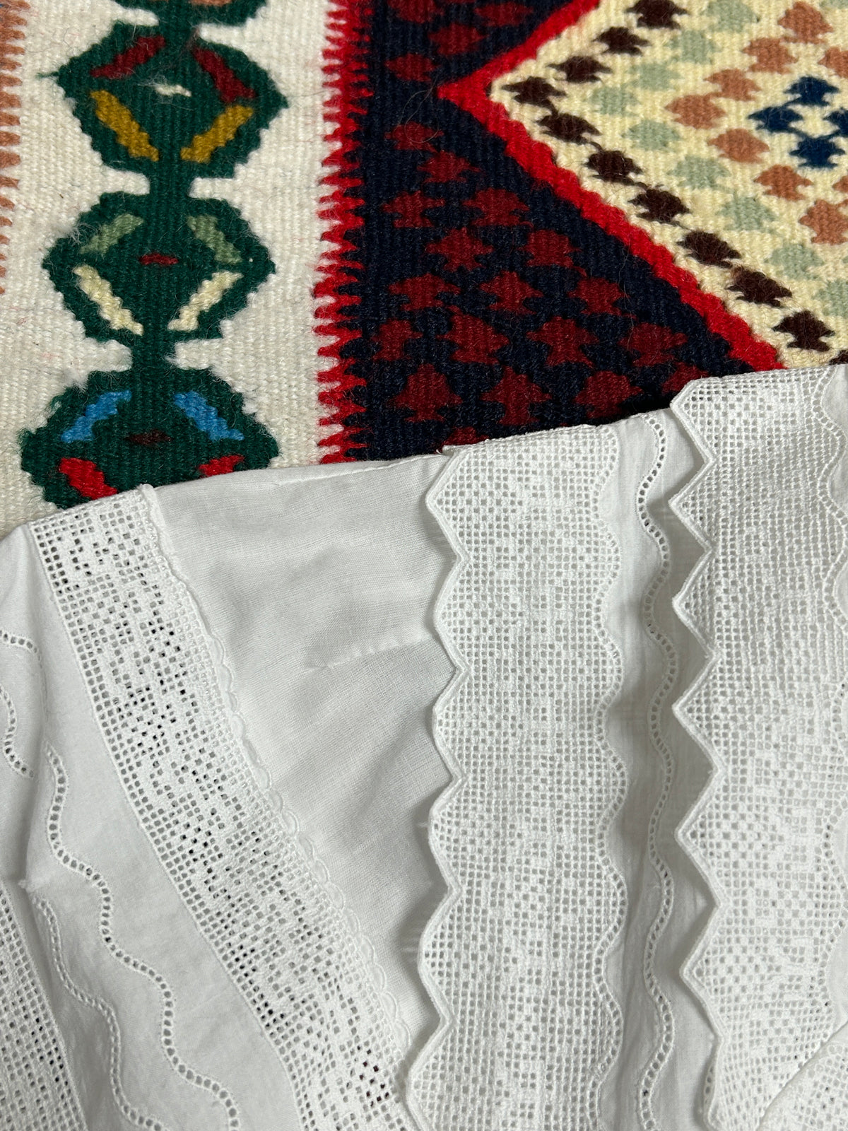 Vintage White Blouse [J34318]