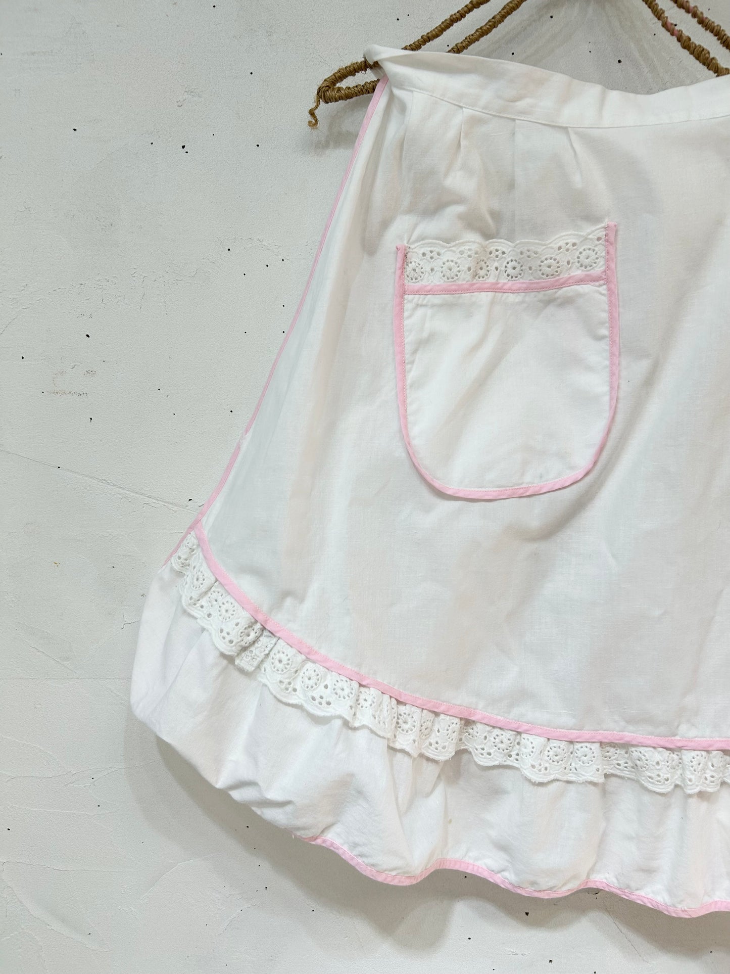 Vintage Stitch Apron [E27042]