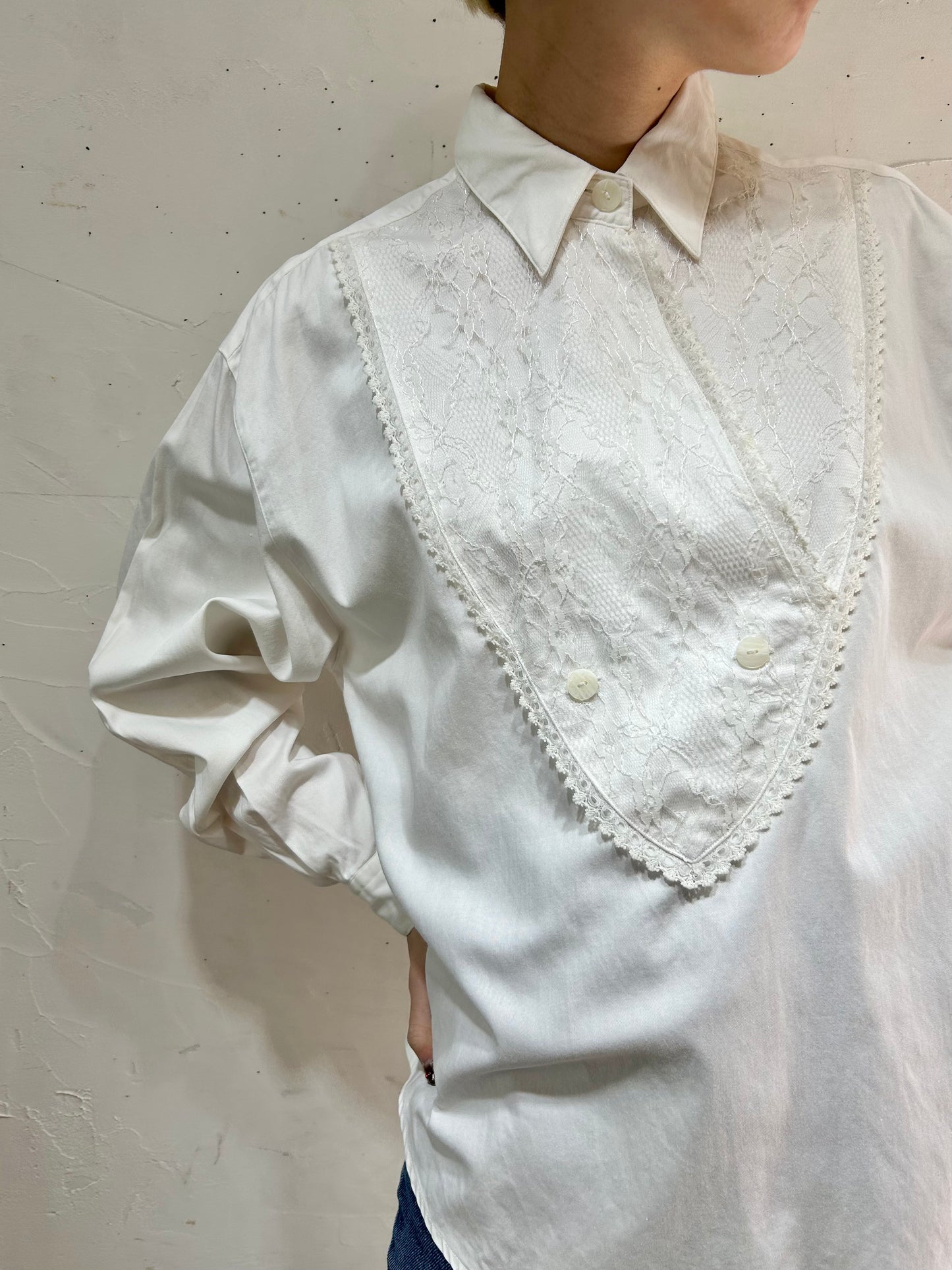 Vintage White Cotton Blouse [C26474]