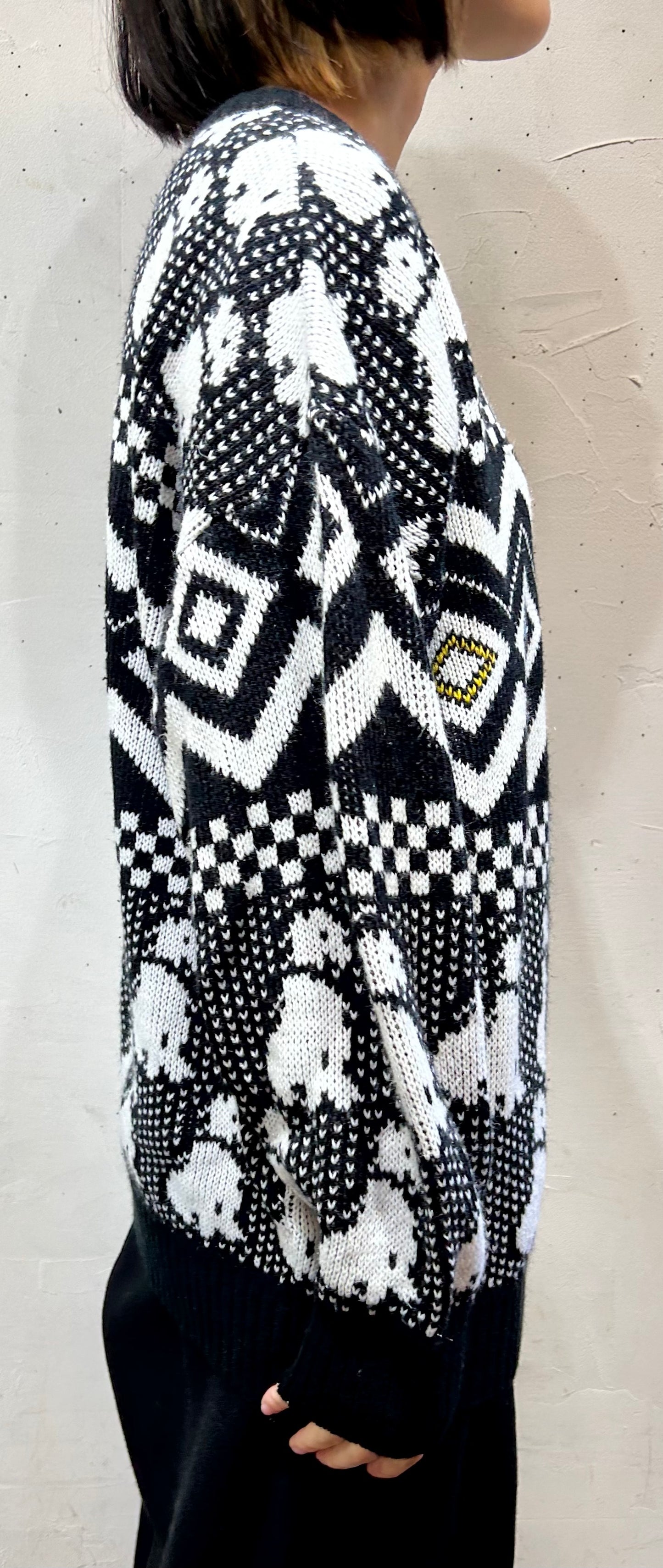 Vintage Knit Sweater [L25746]