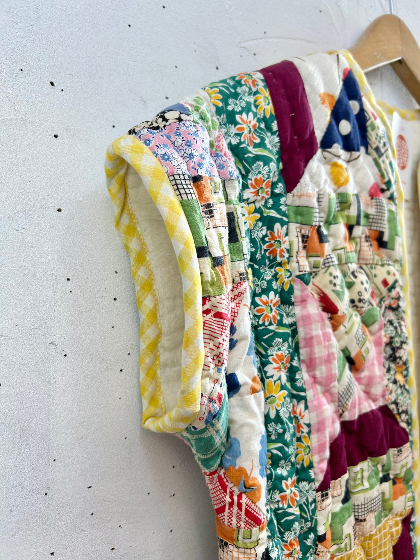 Vintage Patchwork Quilt Vest [A29225]