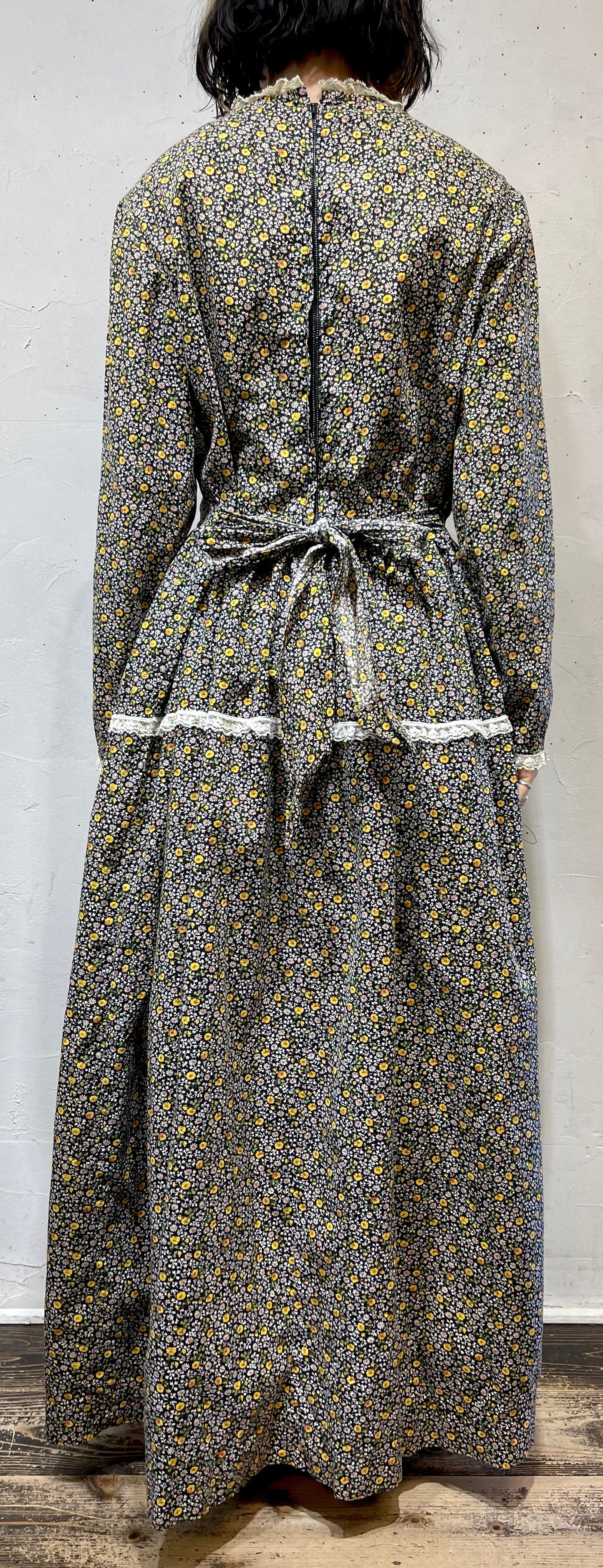 ’70s Vintage Flower Dress [L25804]