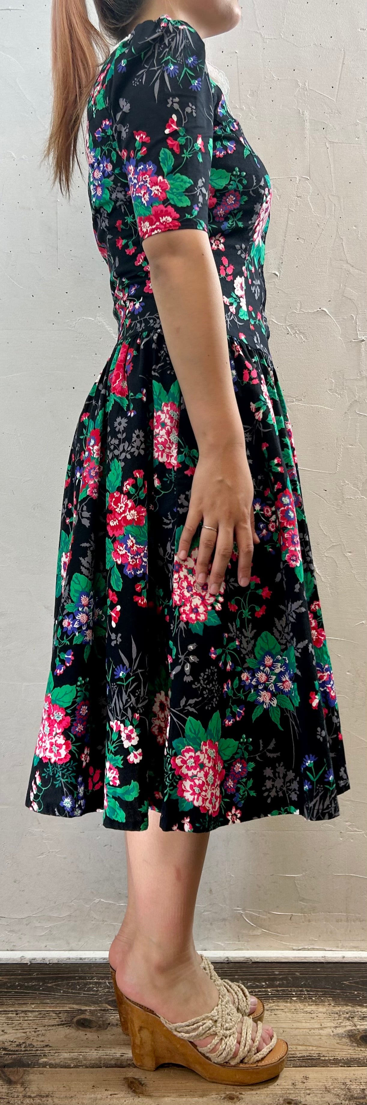 Vintage Flower Dress [F27672]