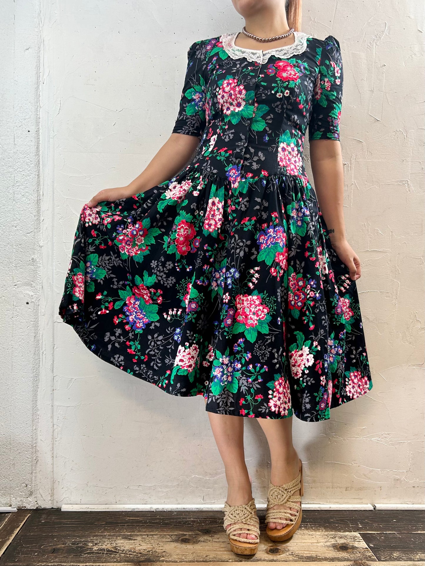 Vintage Flower Dress [F27672]