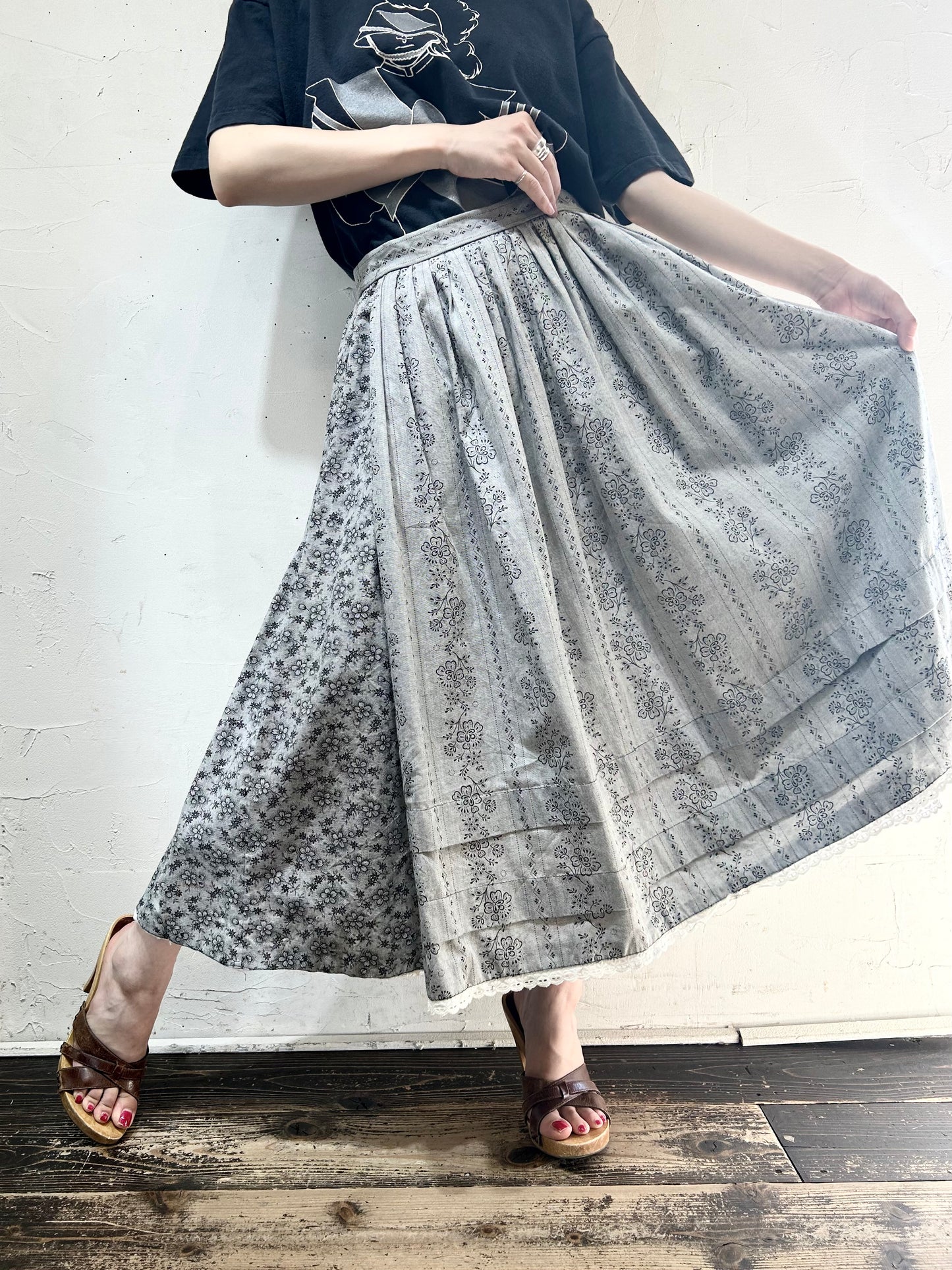 Vintage Tyrol Skirt [H24728]