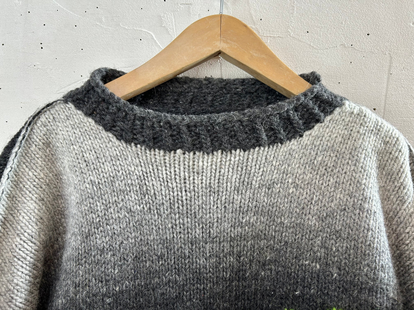 Vintage Hand Knit Sweater [A29234]