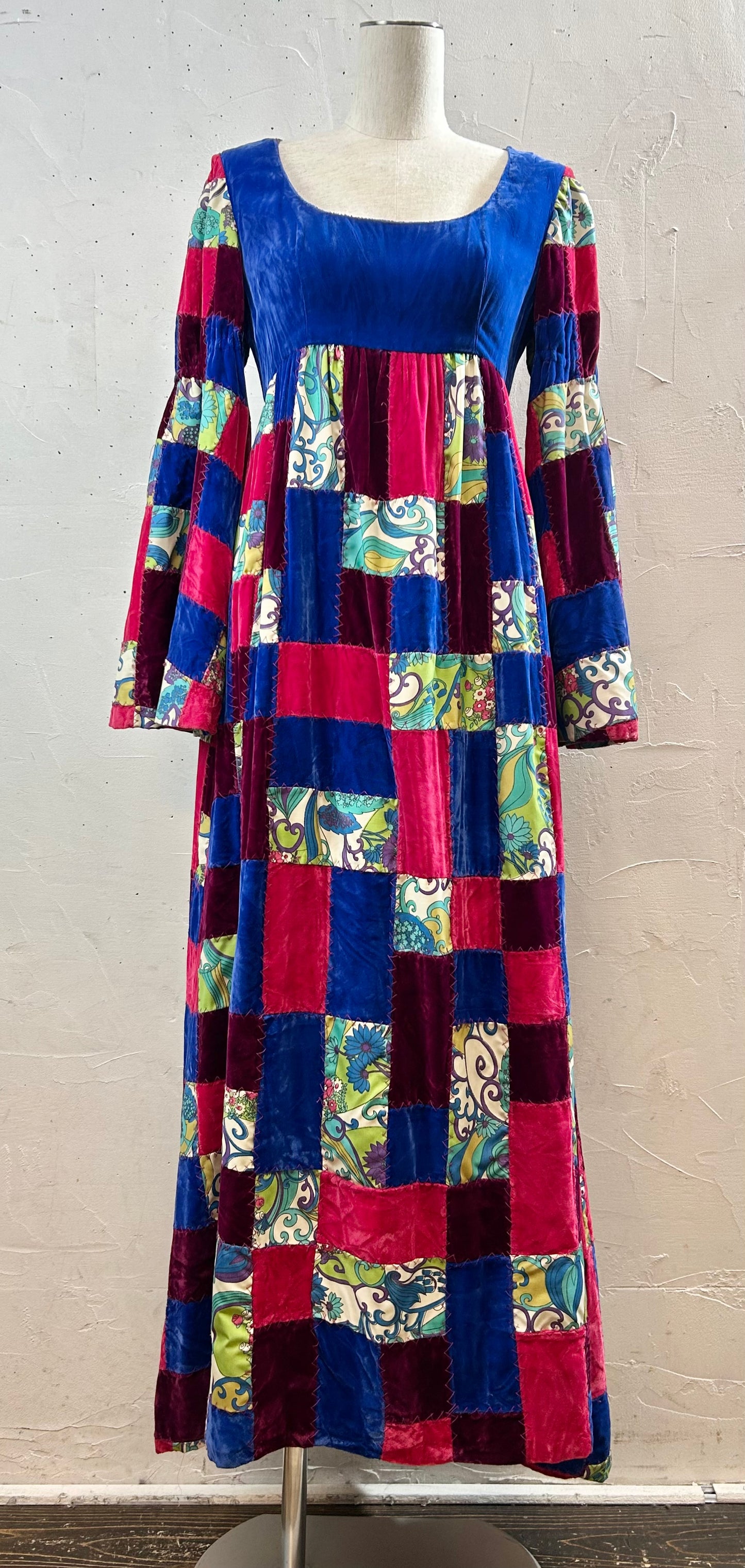 '60s-’70s Vintage Patchwork Dress [A29228]