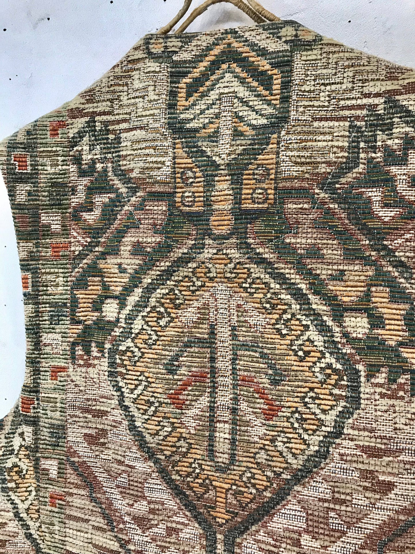 Vintage Rug Vest [K25438]