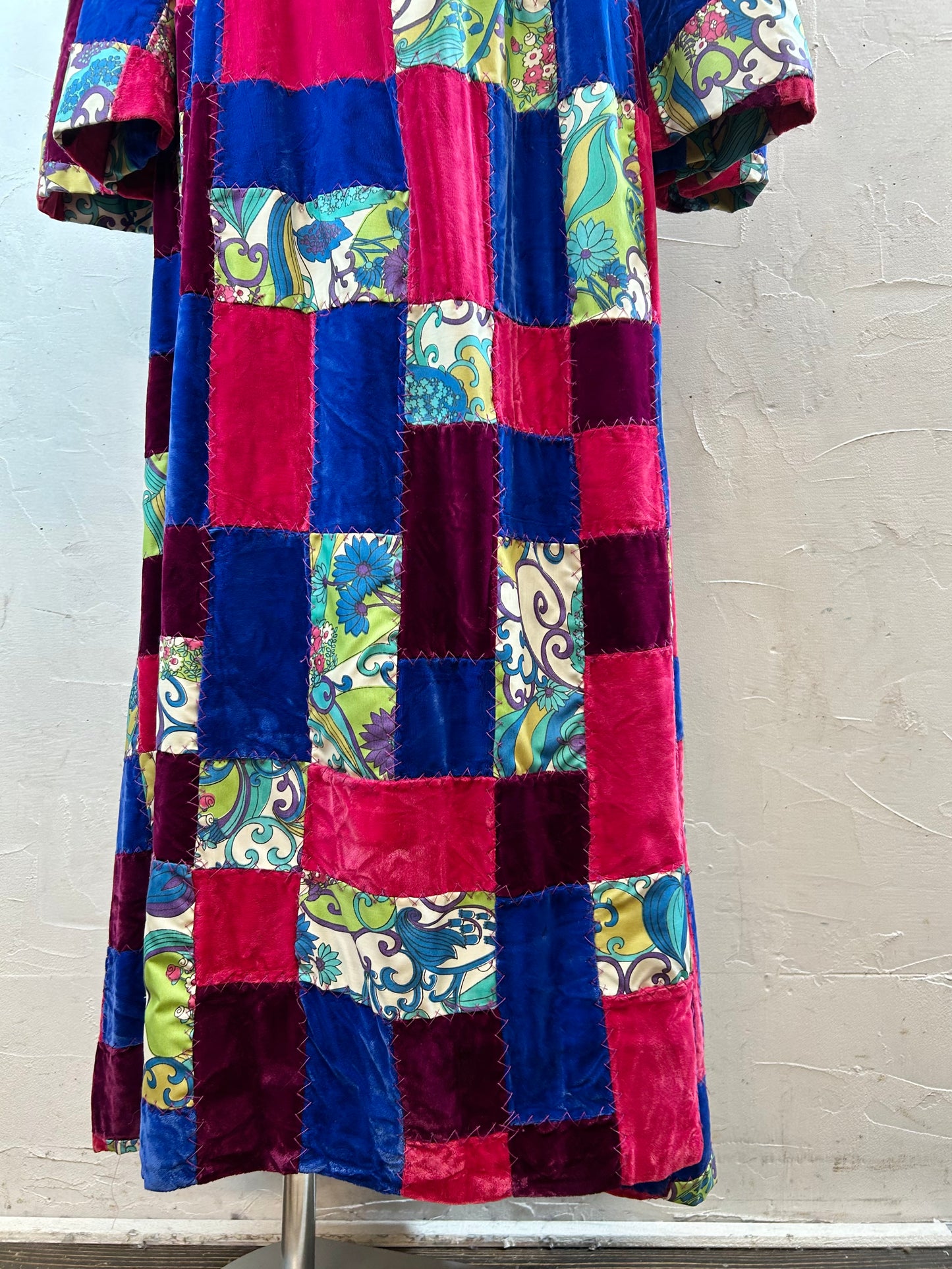 '60s-’70s Vintage Patchwork Dress [A29228]