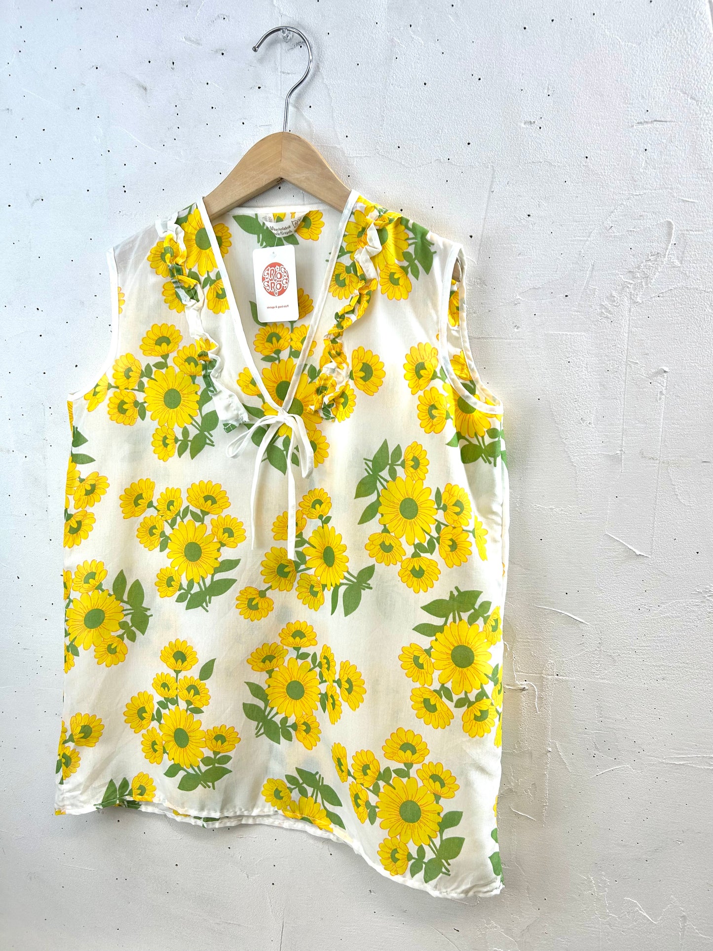 Vintage Tops [C29672]