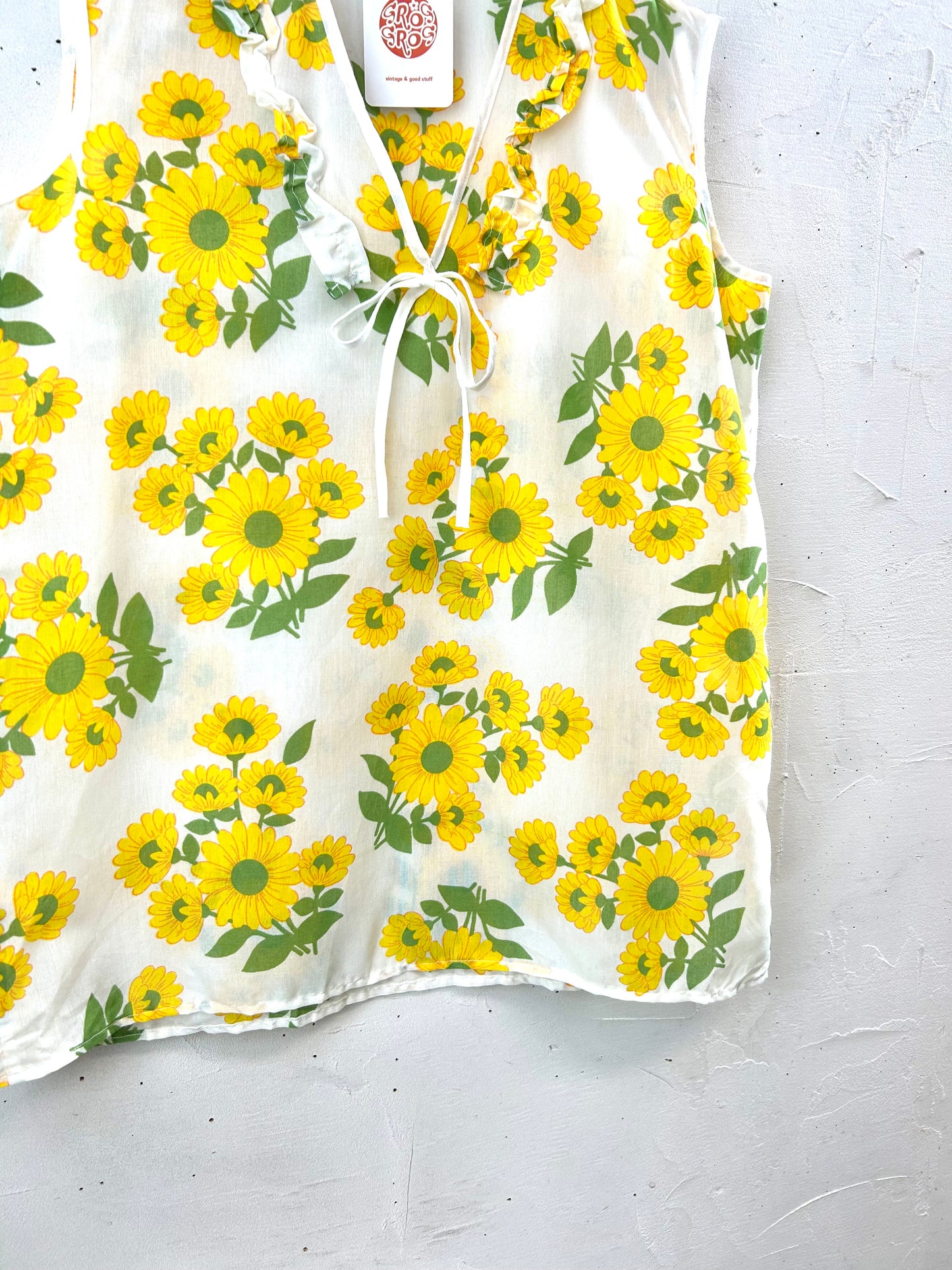 Vintage Tops [C29672]