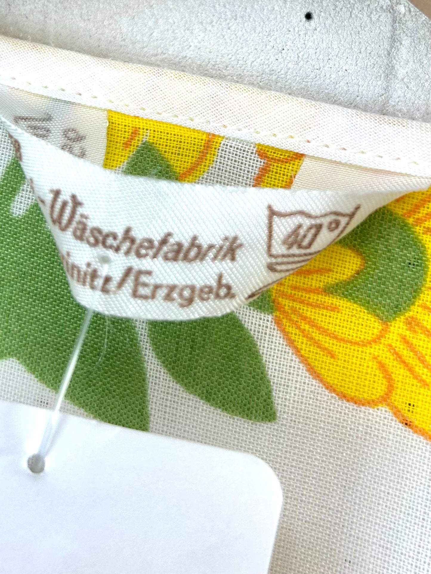 Vintage Tops [C29672]