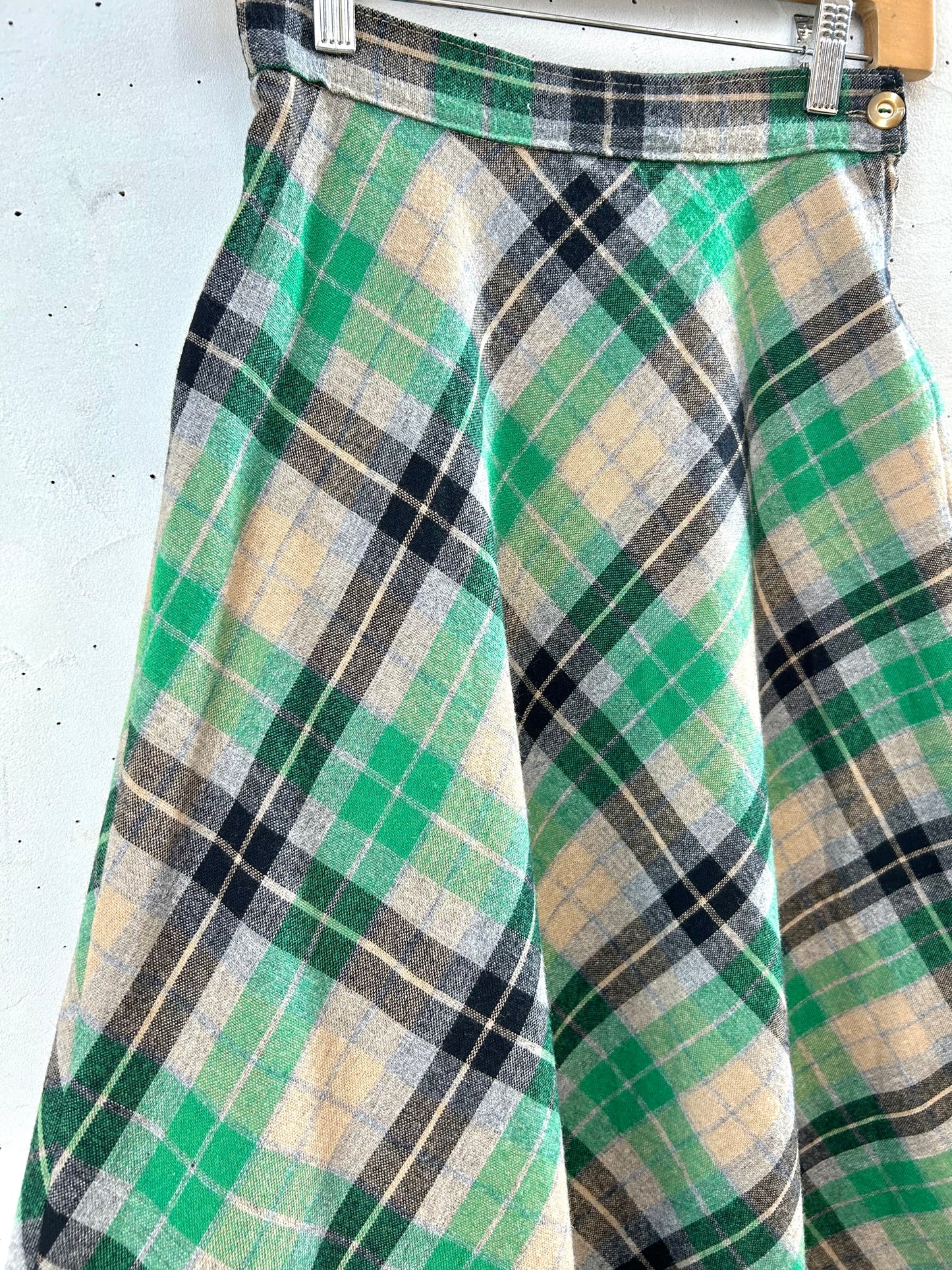 Vintage Plaid Skirt  MADE IN ITALY  [J28779]