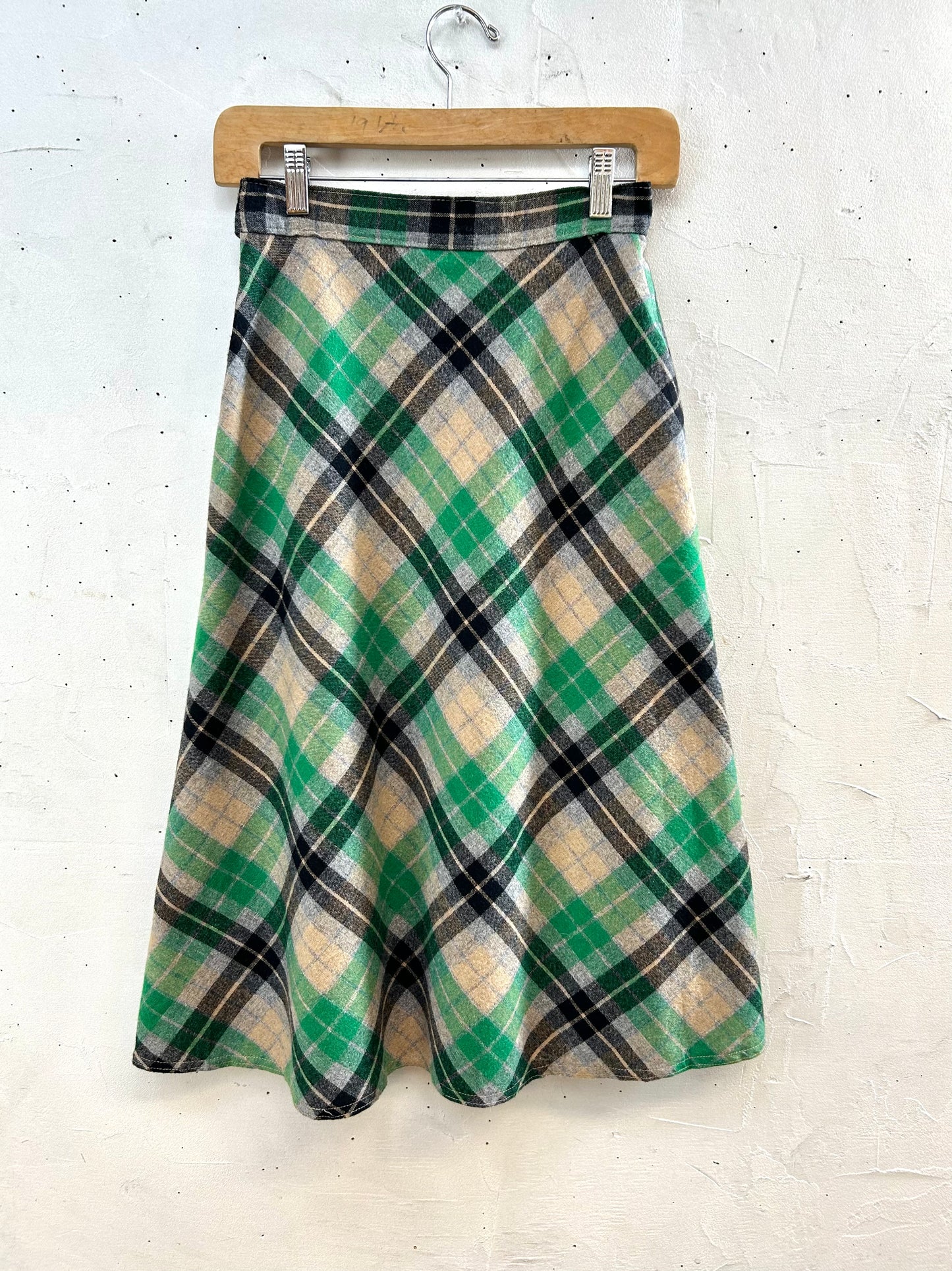 Vintage Plaid Skirt  MADE IN ITALY  [J28779]