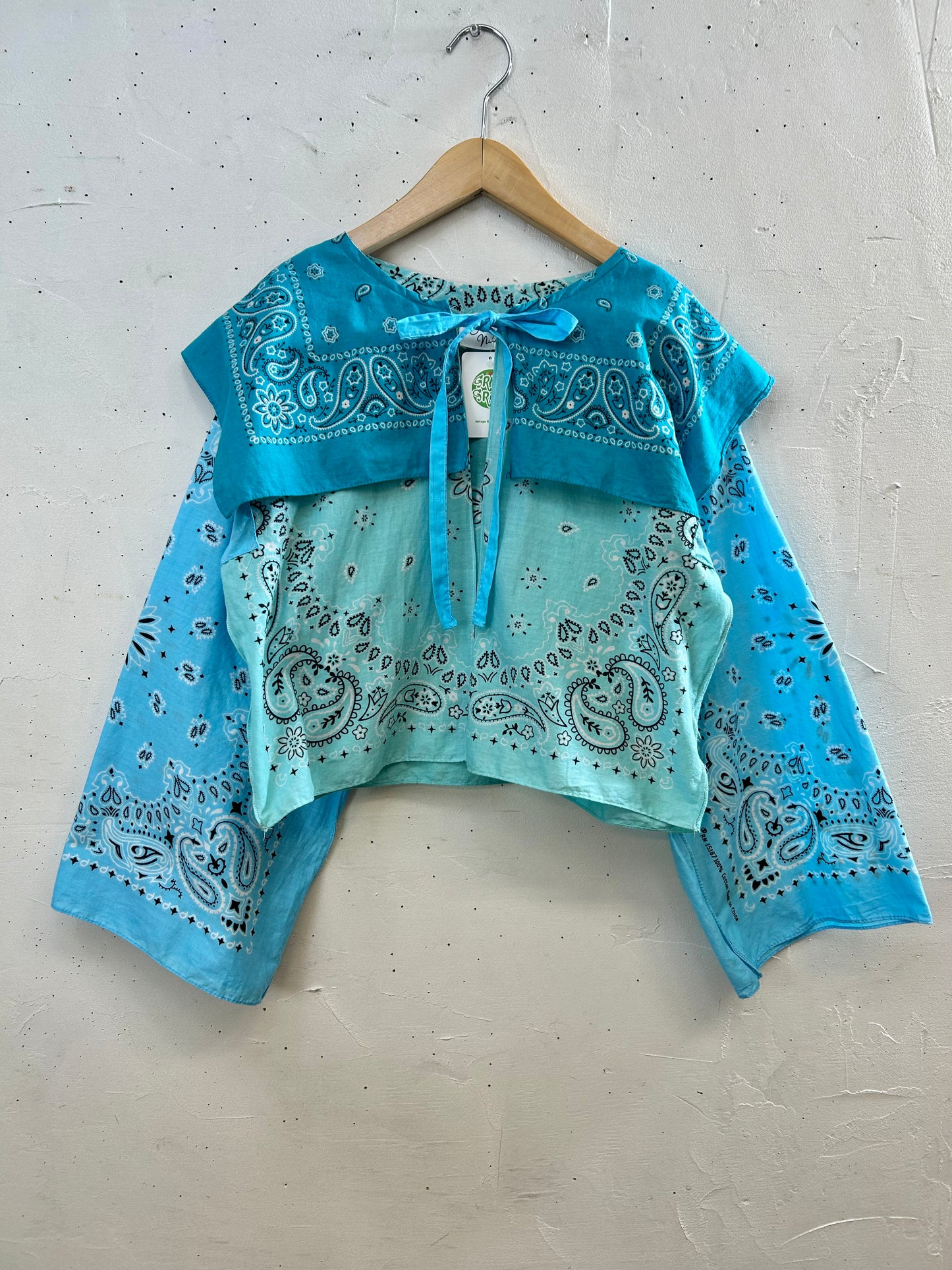 Vintage Bandana Patchwork Tops 〜Amy Nina〜[D30082]