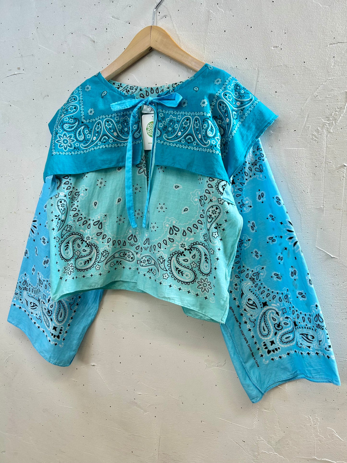 Vintage Bandana Patchwork Tops 〜Amy Nina〜[D30082]