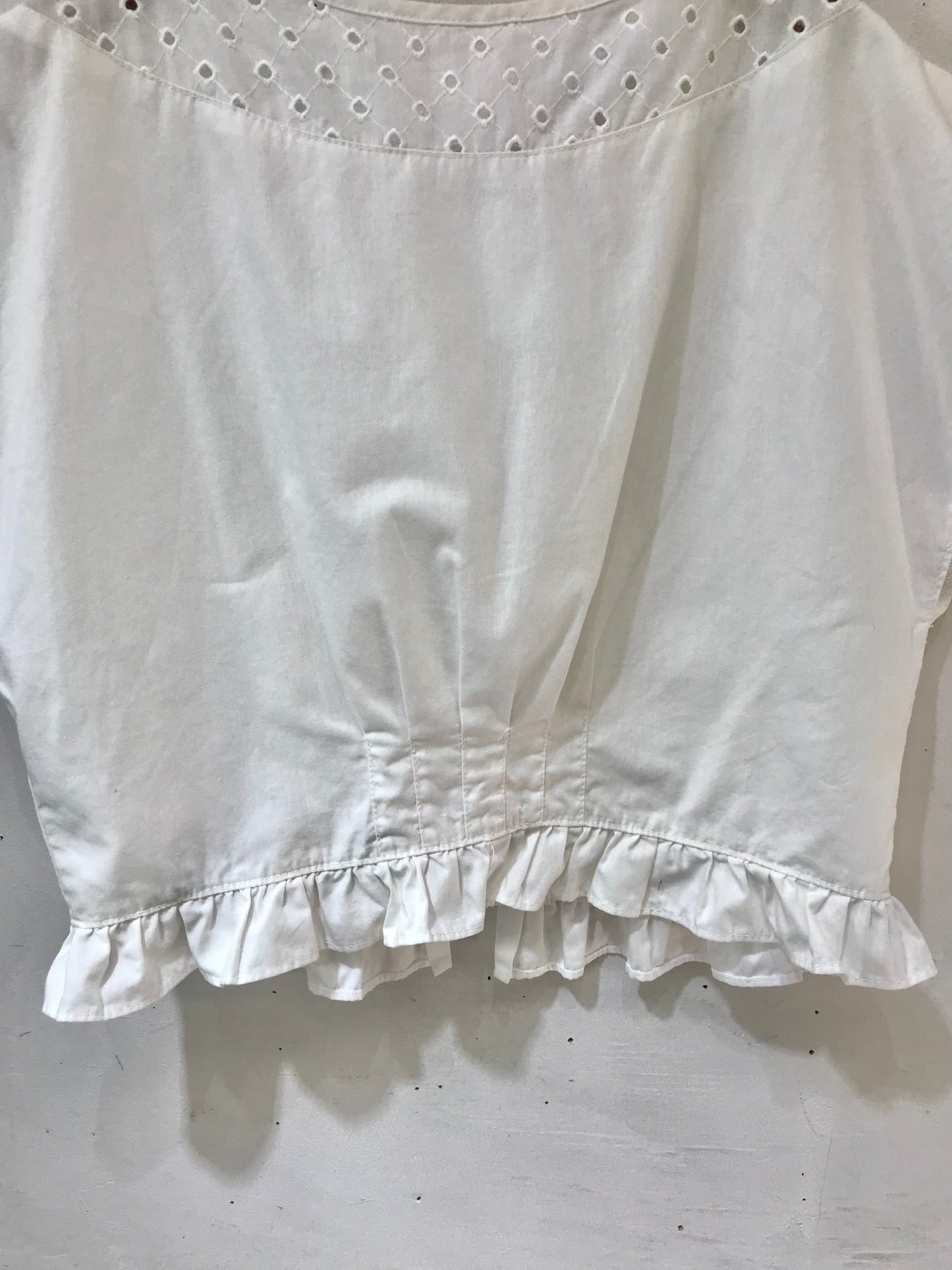 Vintage White Blouse [G24657]