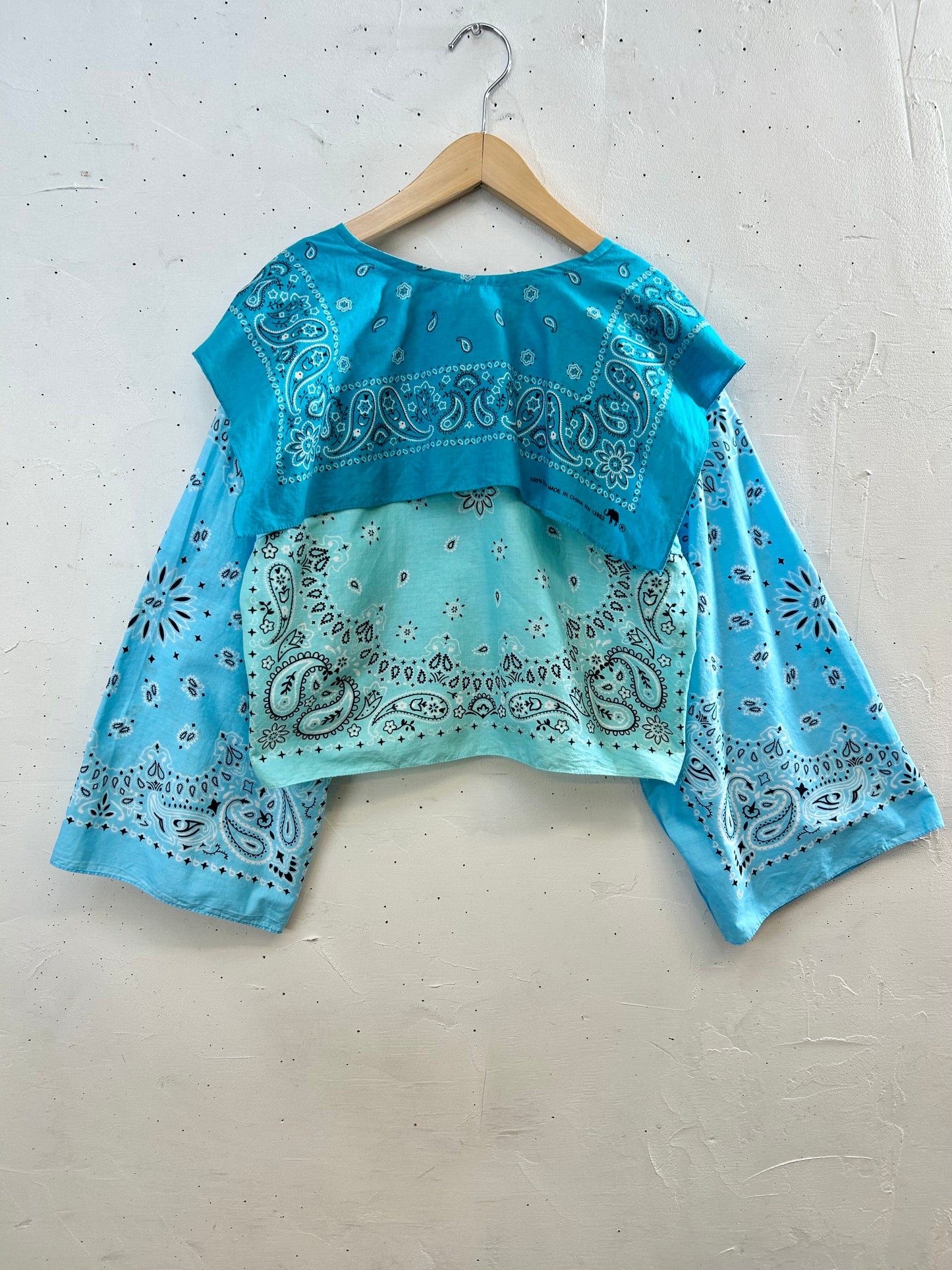 Vintage Bandana Patchwork Tops 〜Amy Nina〜[D30082]