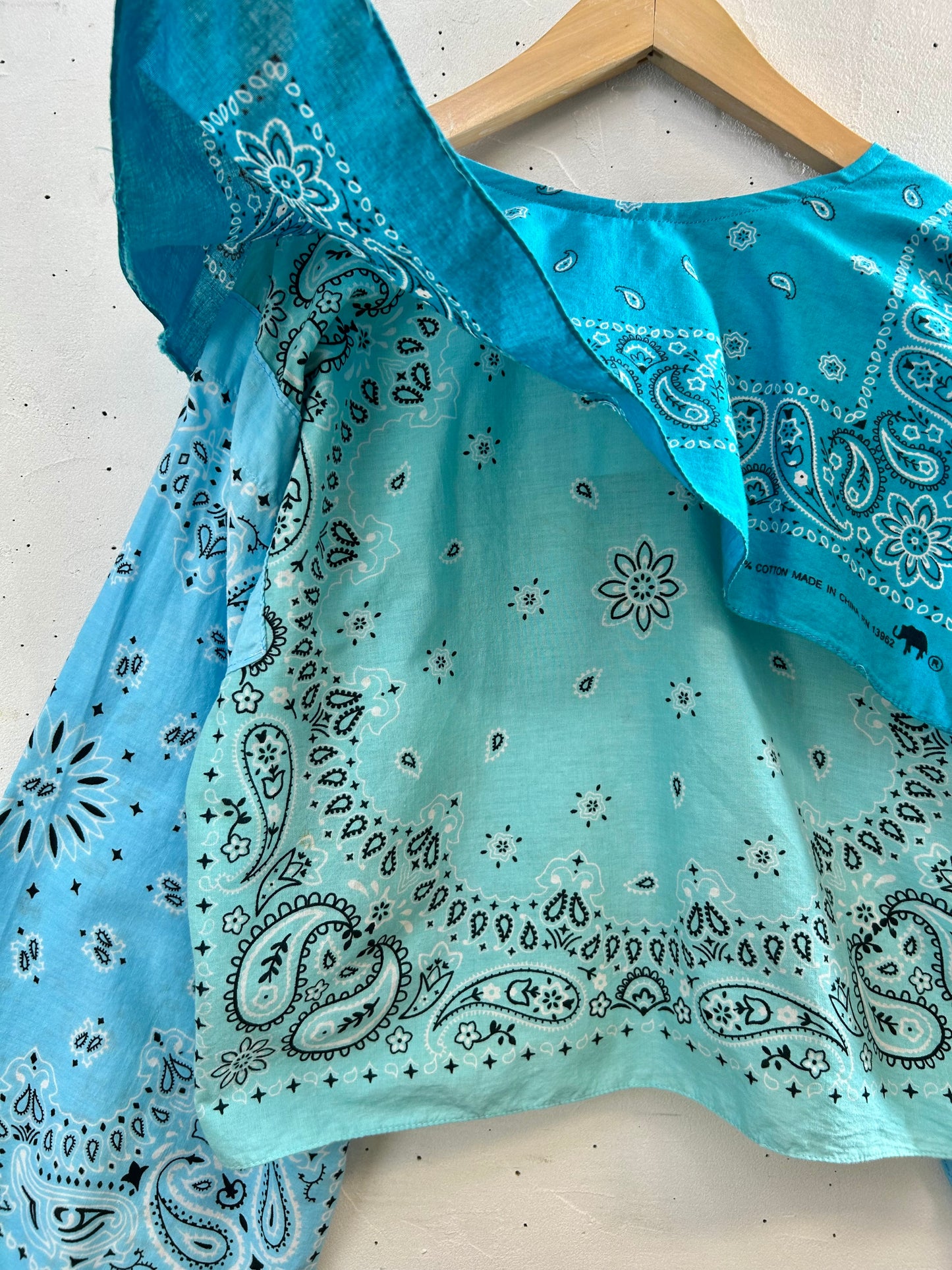 Vintage Bandana Patchwork Tops 〜Amy Nina〜[D30082]