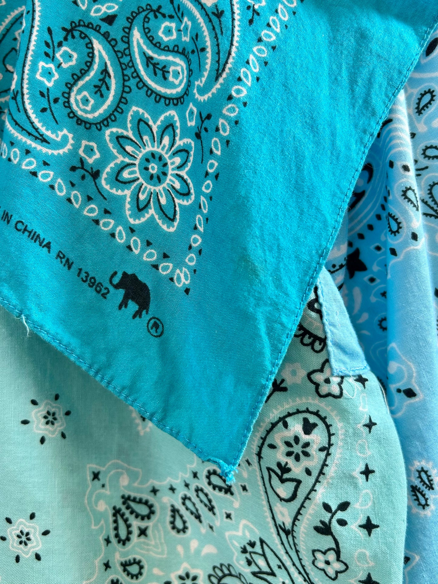 Vintage Bandana Patchwork Tops 〜Amy Nina〜[D30082]