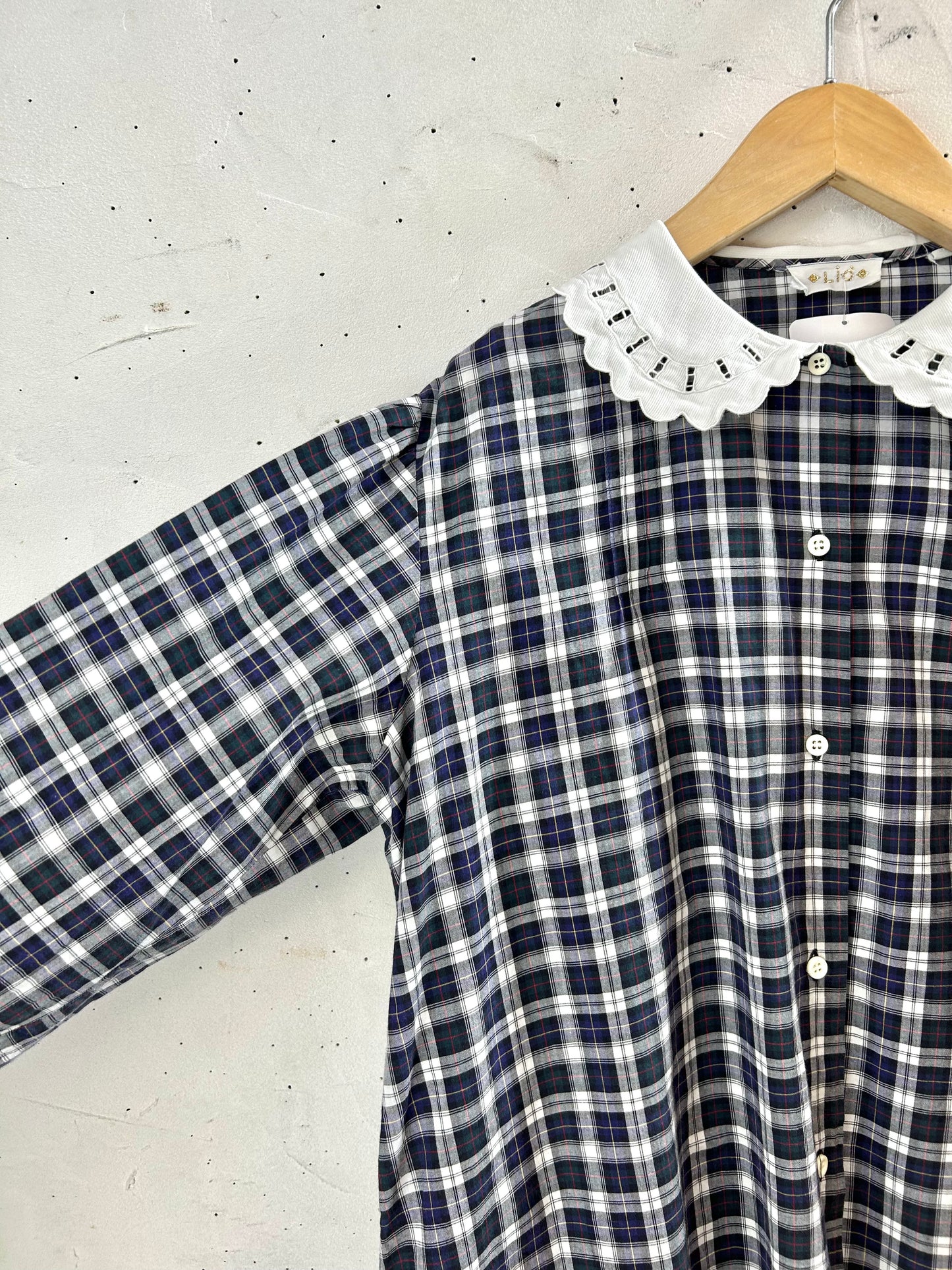 Vintage  Plaid Shirt   [D30094]