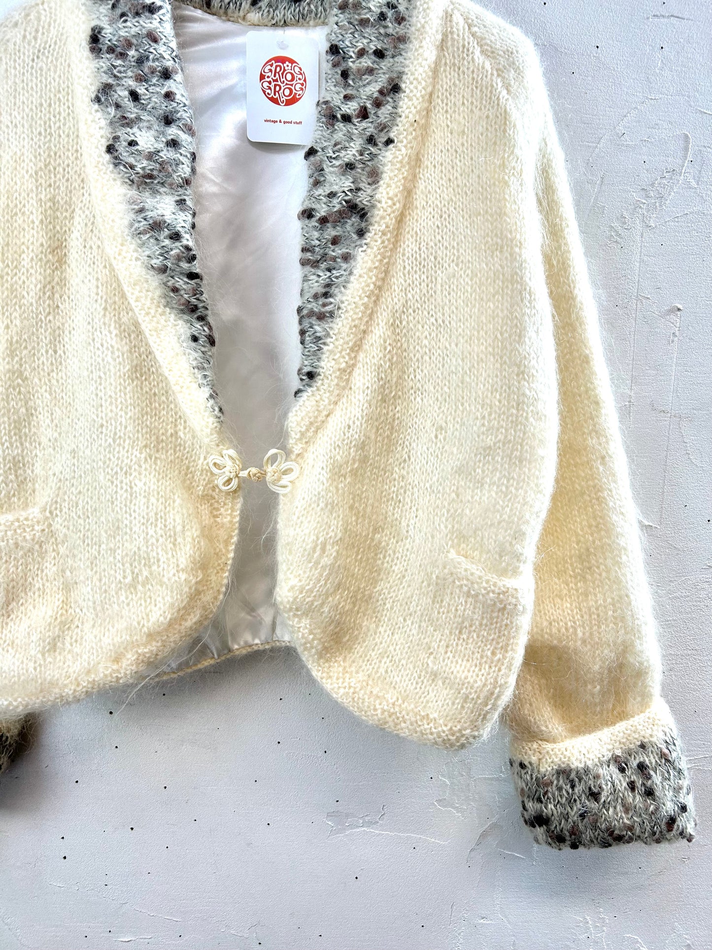 Vintage Knit Cardigan [B29462]