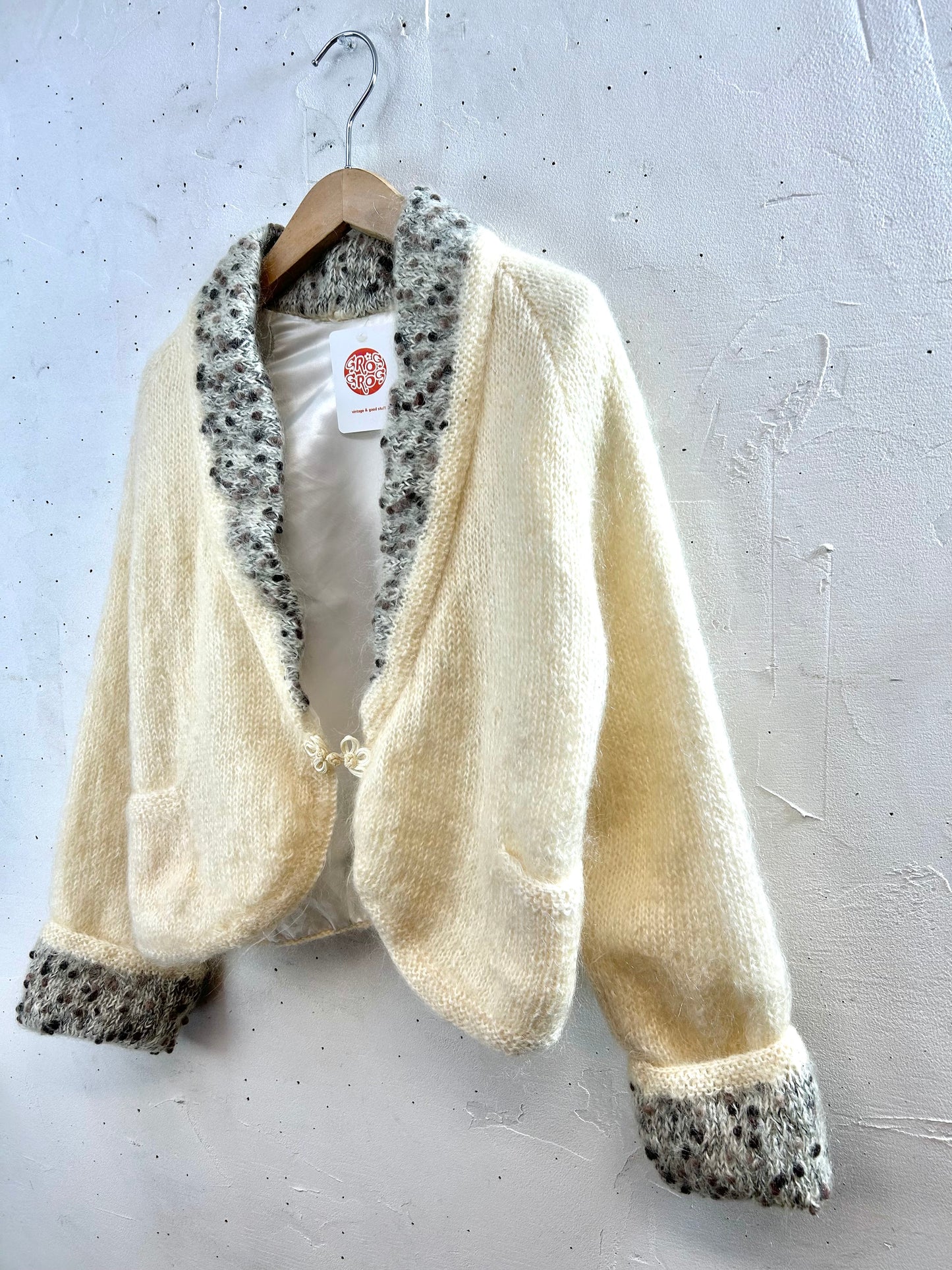 Vintage Knit Cardigan [B29462]