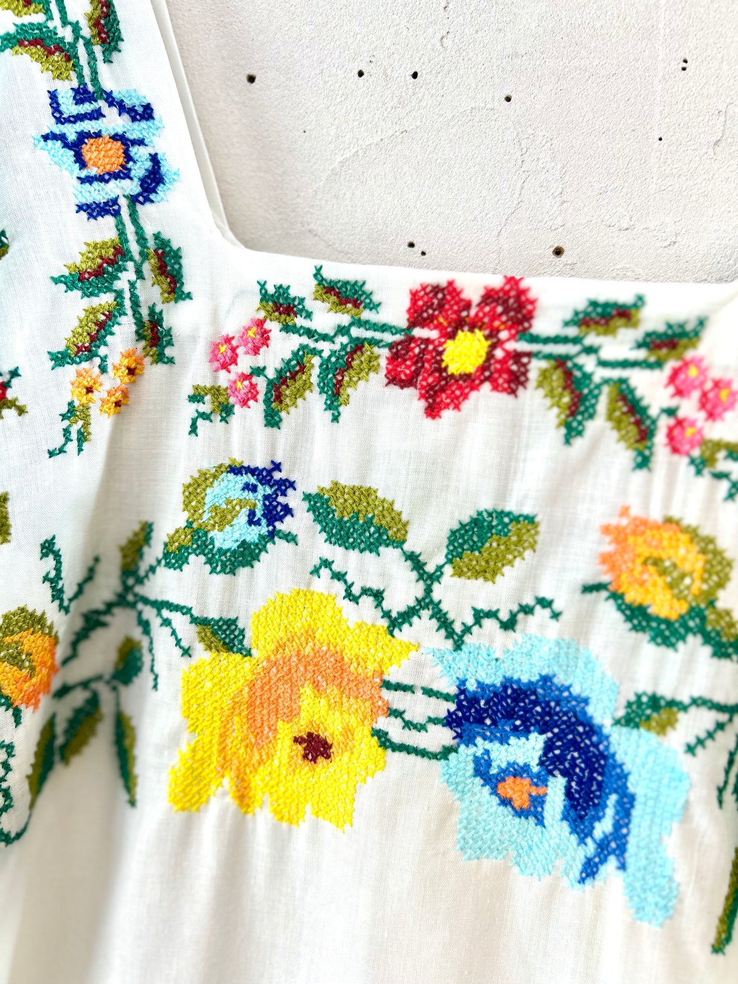 Vintage Mexican Embroiled Dress [G30764]