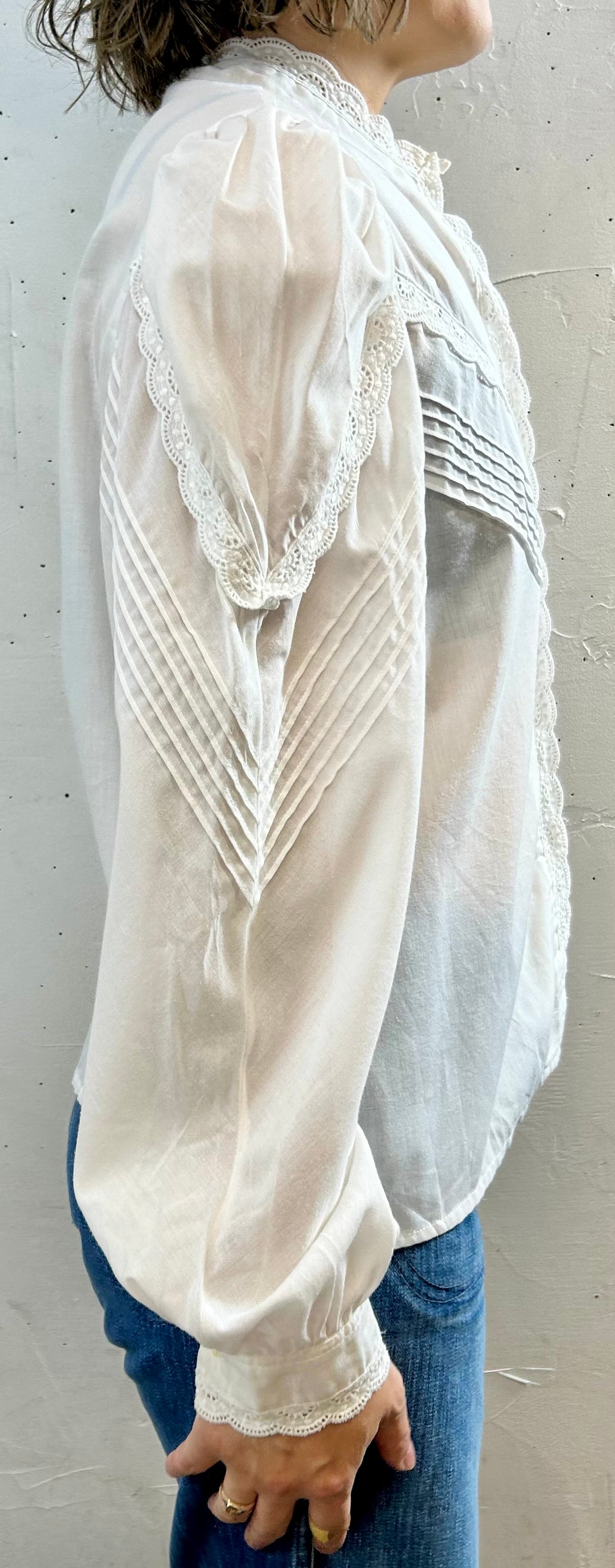 Vintage White Blouse MADE IN FRANCE [G27825]