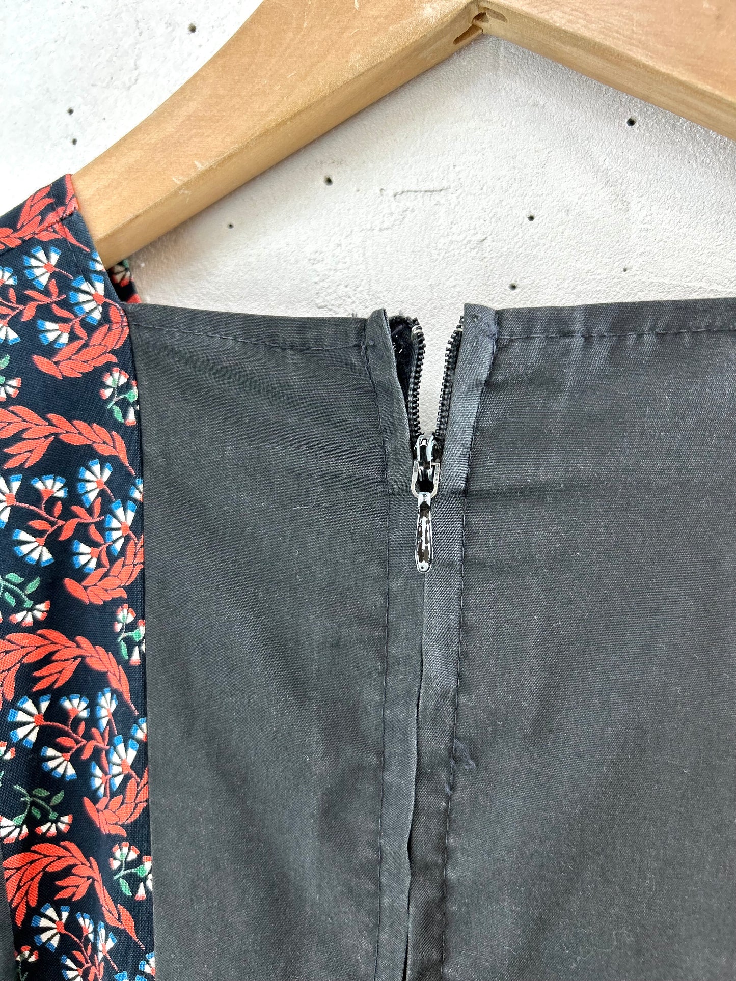 '70s Vintage Dress [F30534]