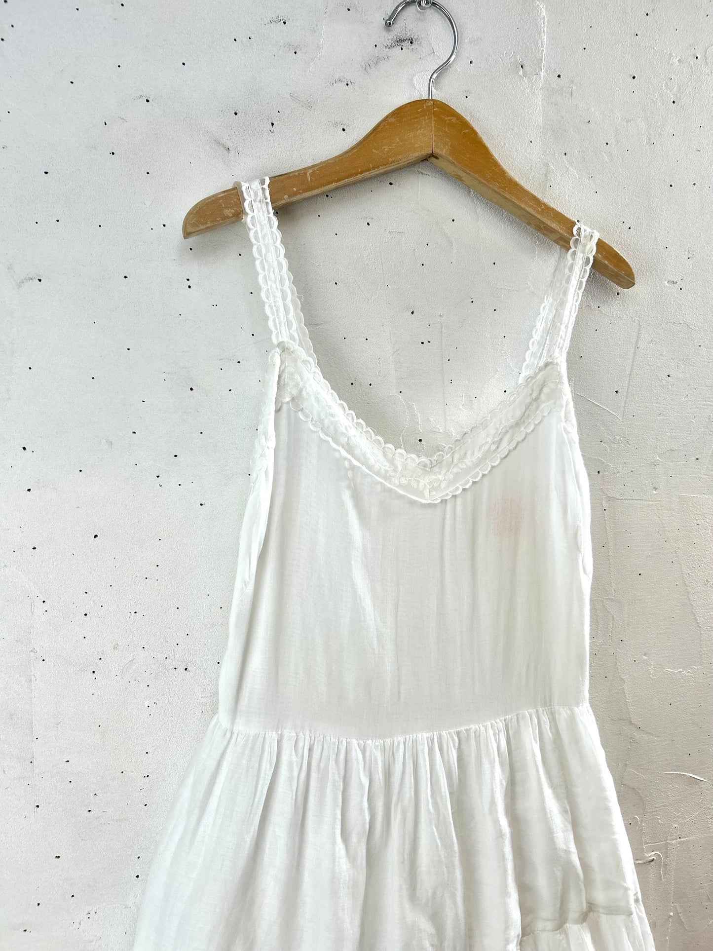 Vintage White Dress [F30533]