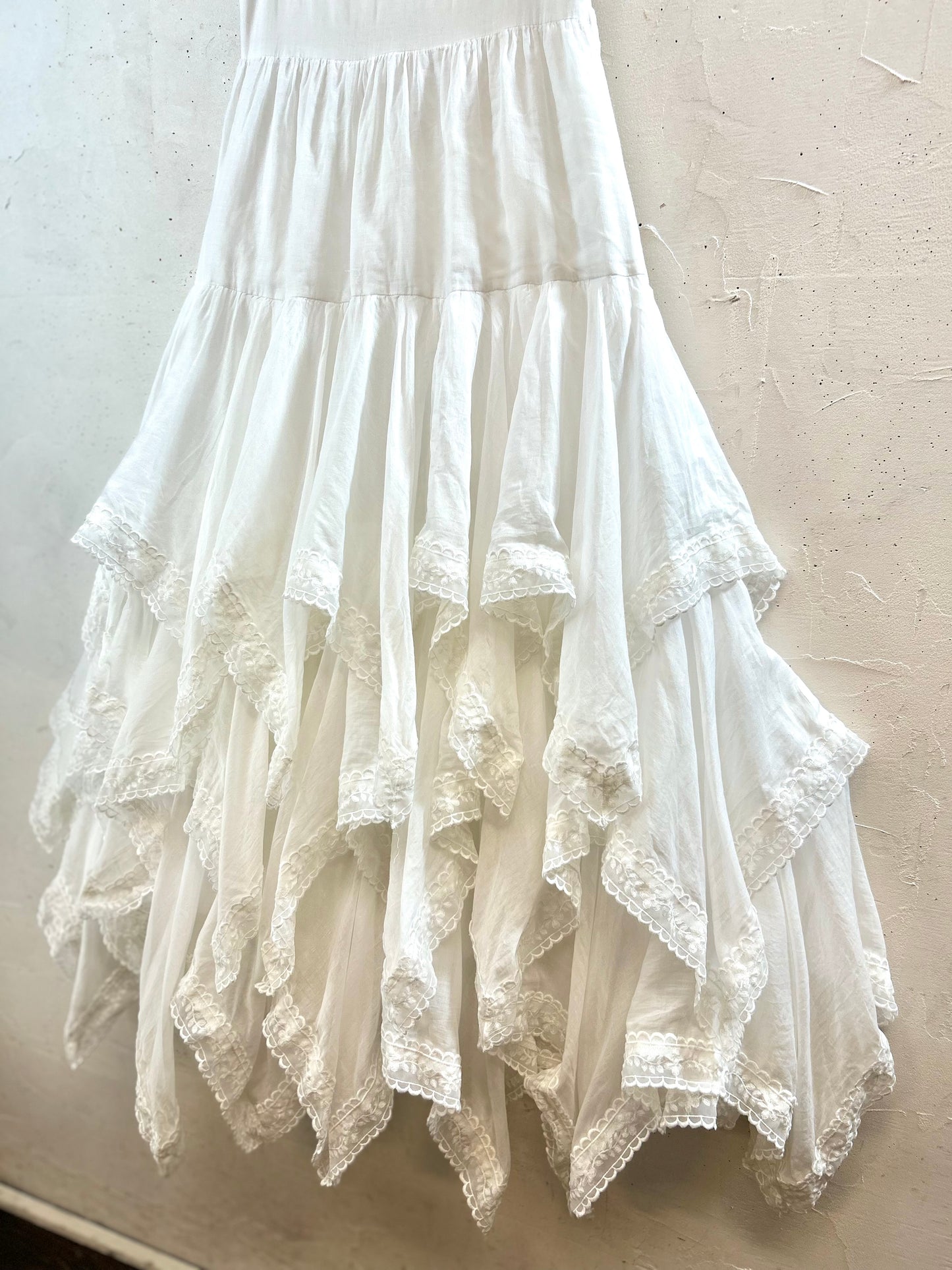 Vintage White Dress [F30533]