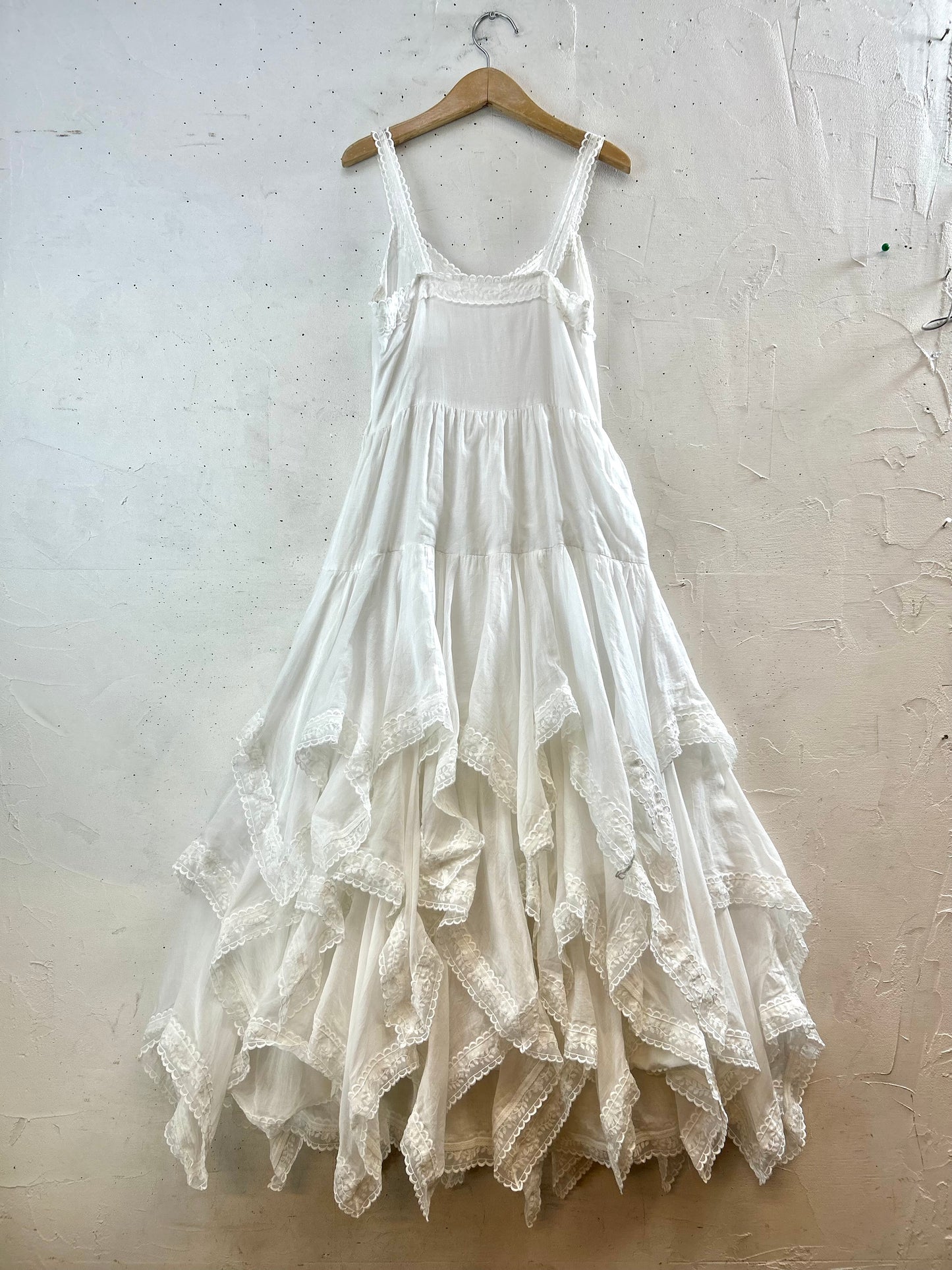 Vintage White Dress [F30533]