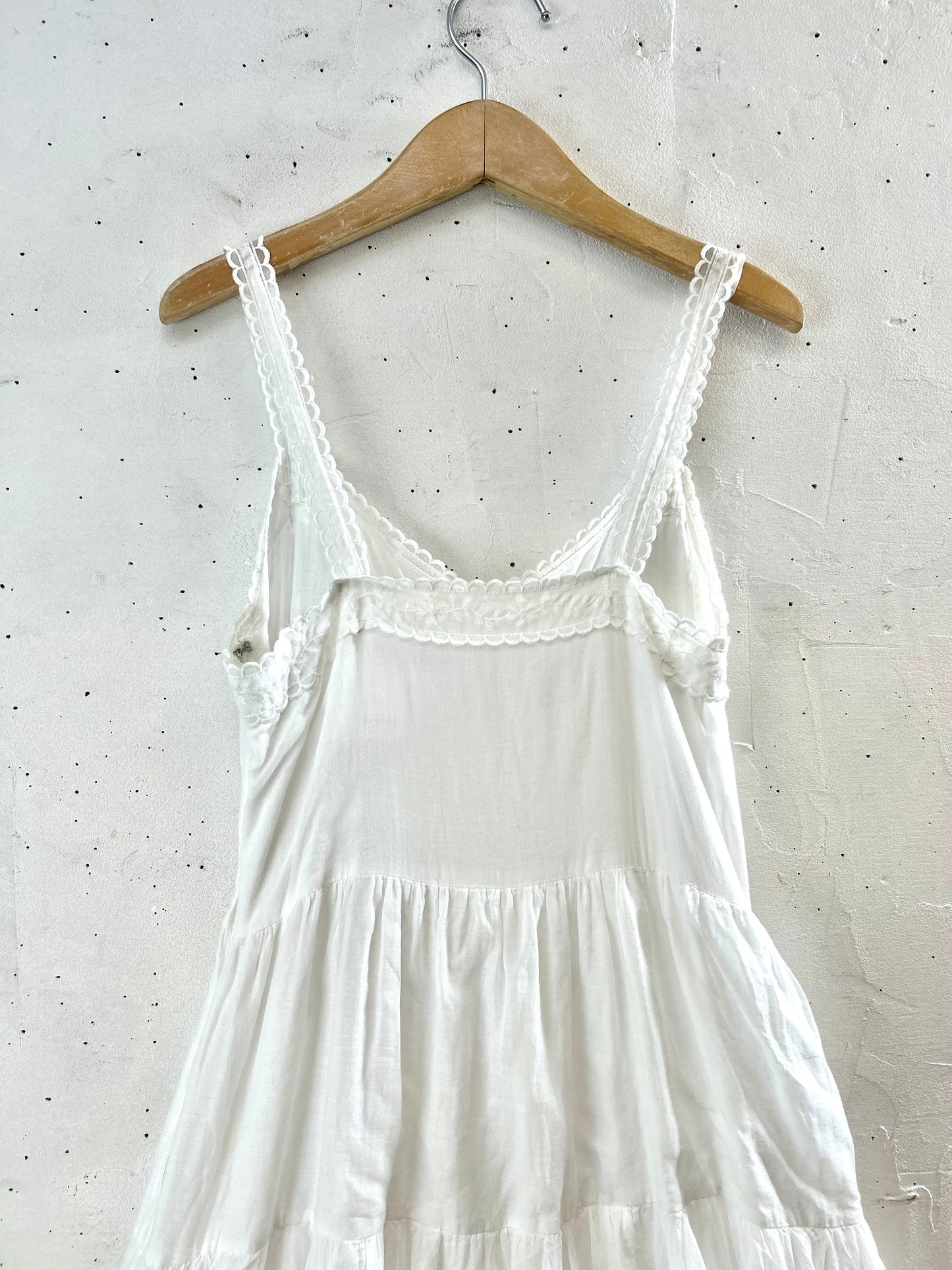 Vintage White Dress [F30533]
