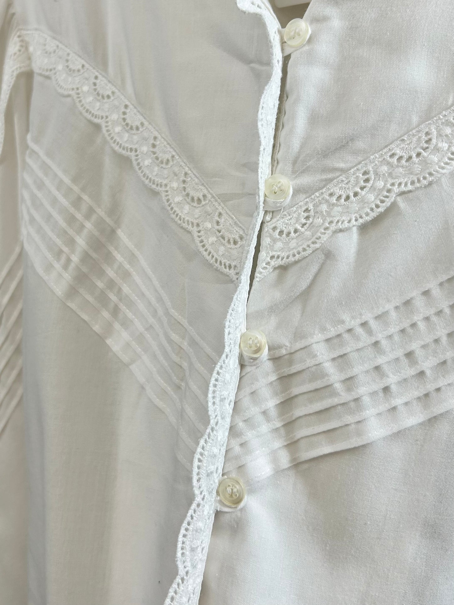 Vintage White Blouse MADE IN FRANCE [G27825]