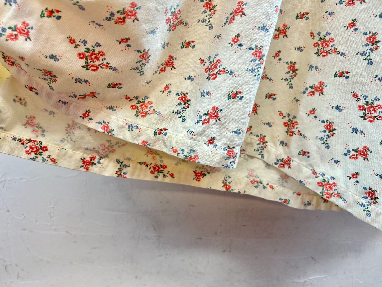 ’70s Flower Dress [J28578]