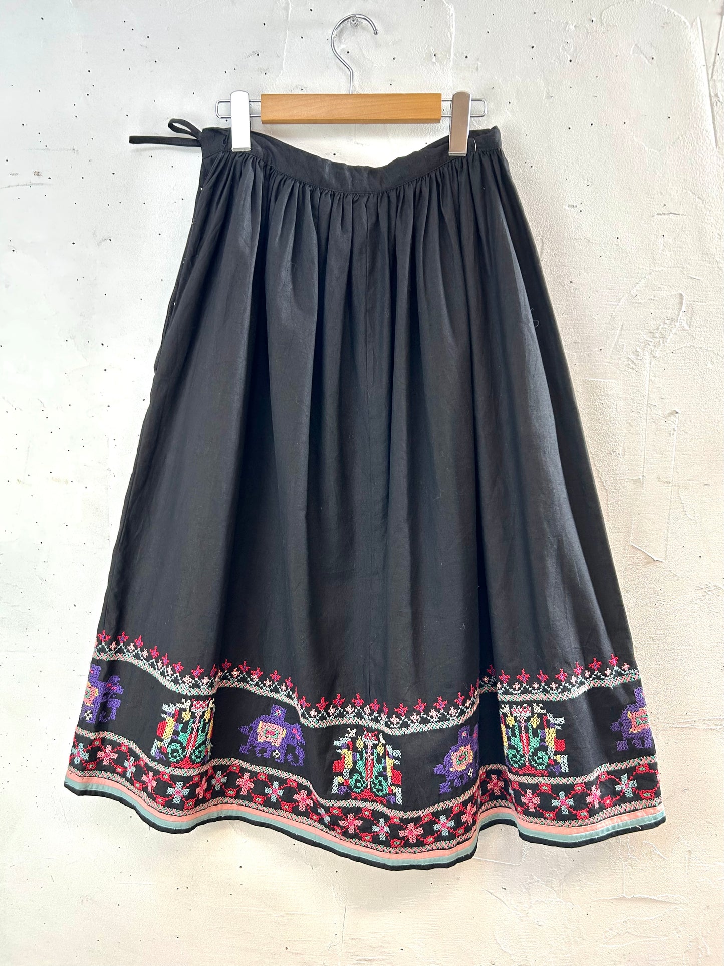 Vintage Cross Stitch Skirt MADE IN INDA [C29679]