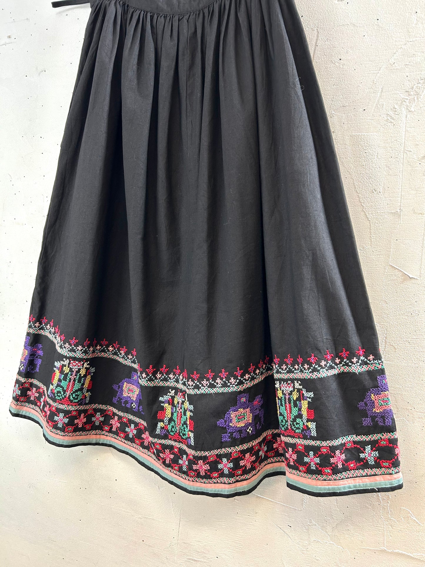 Vintage Cross Stitch Skirt MADE IN INDA [C29679]