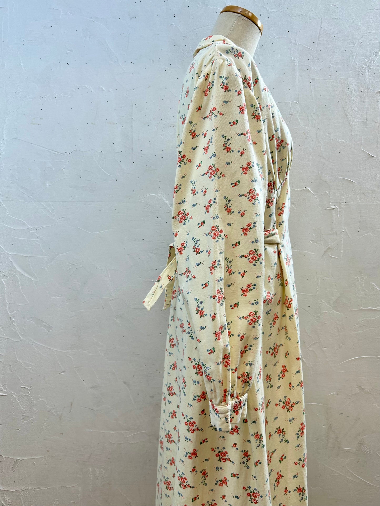 ’70s Flower Dress [J28578]
