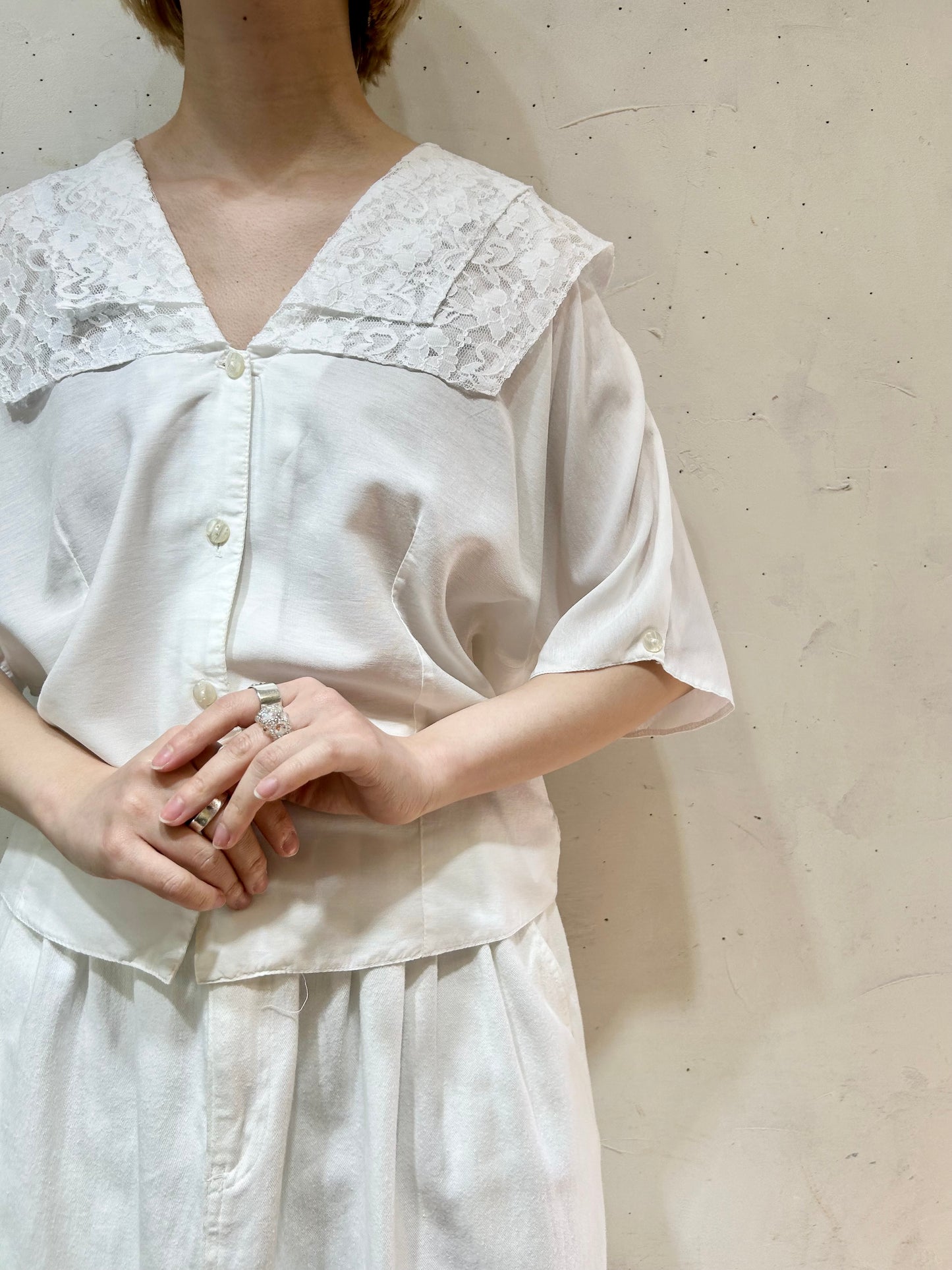 Vintage White Blouse [E27120]