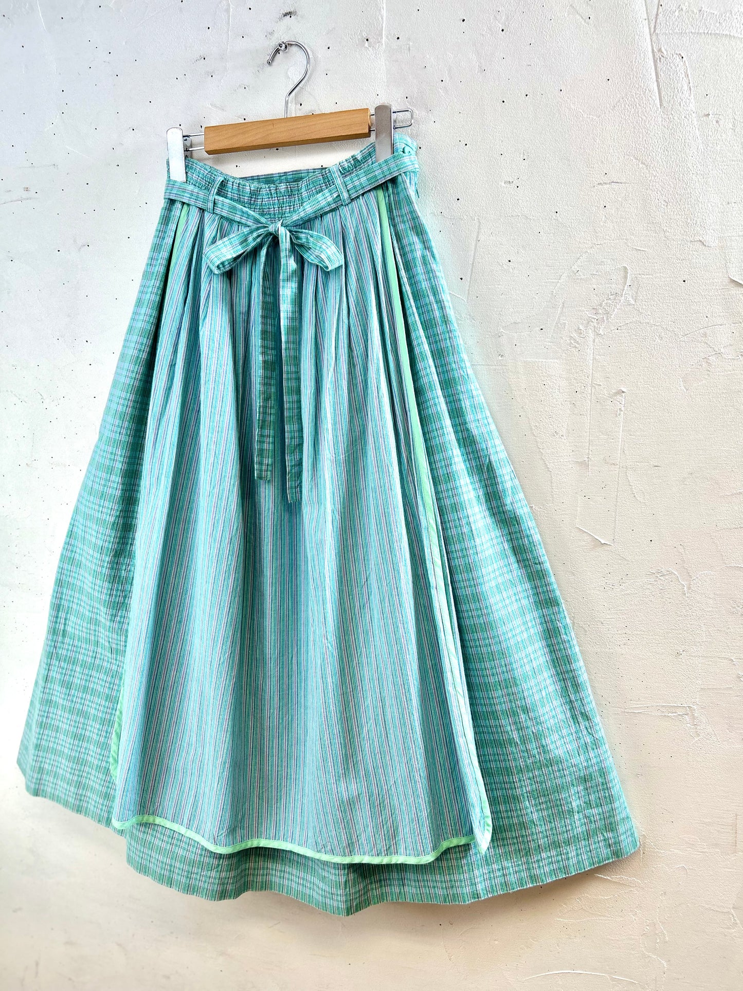 Vintage Tyrol Skirt MADE IN W-GERMANY [ E30315]