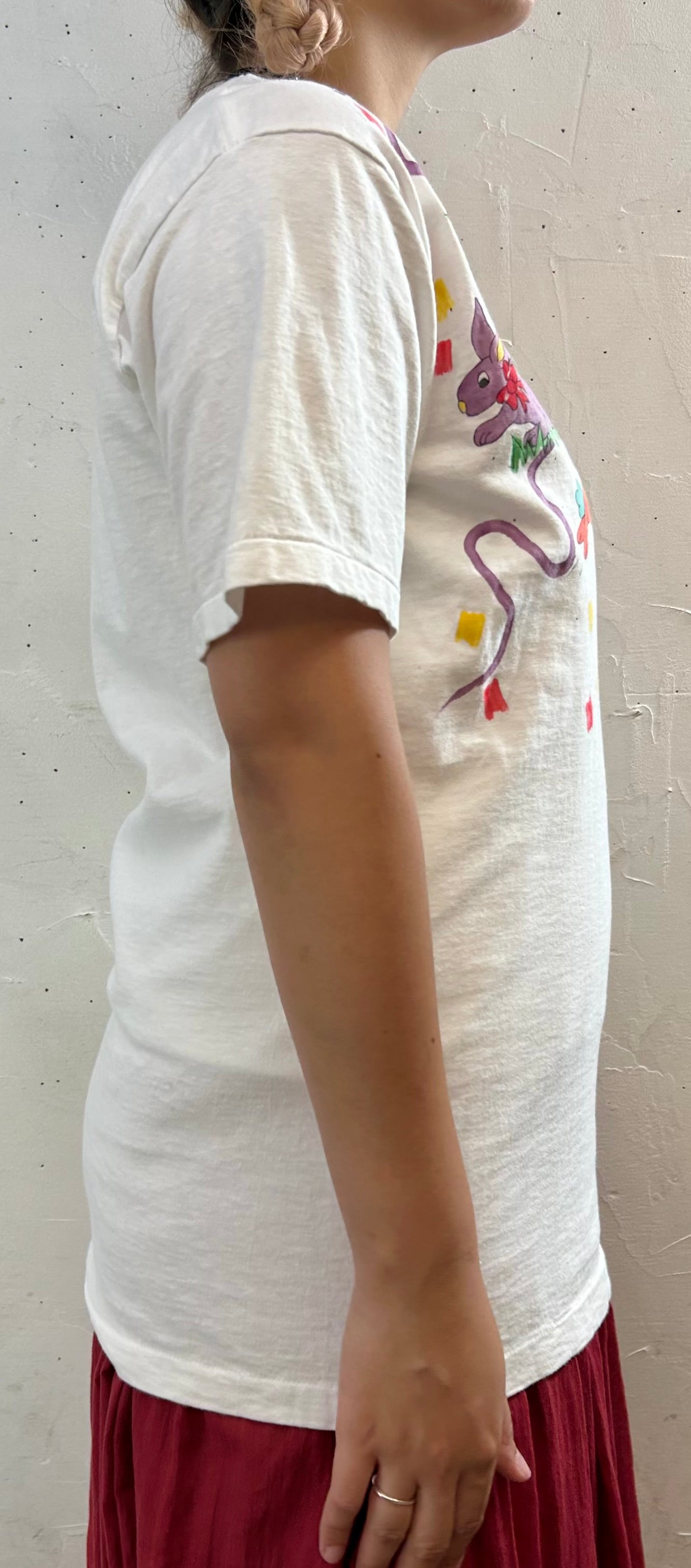 ’90s Vintage Hand Painted T-Shirt MADE IN USA [G27983]